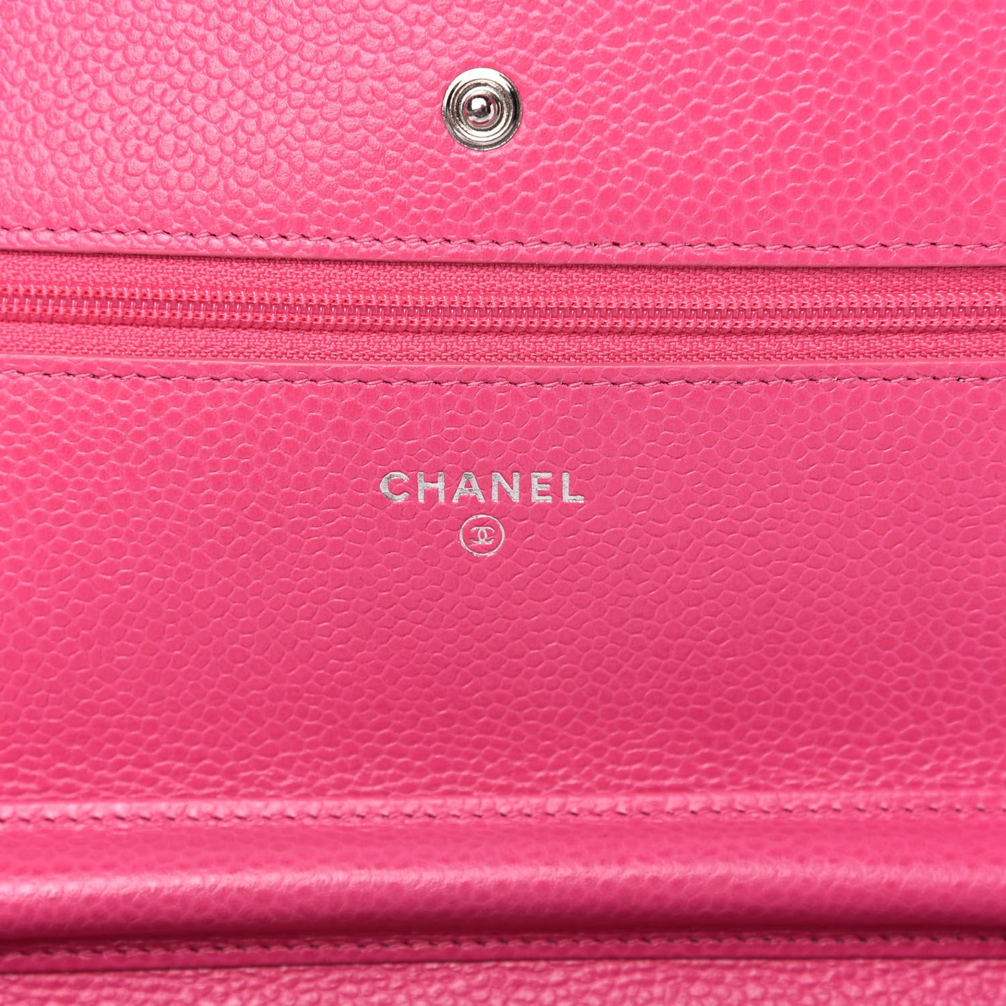 Caviar Quilted Wallet on Chain WOC Pink
