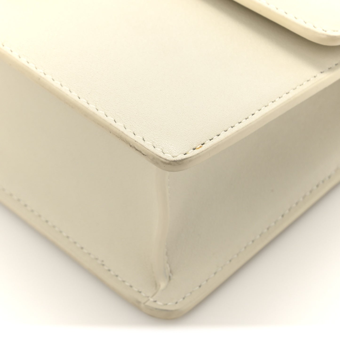 Calfskin 30 Montaigne East West Chain Flap Bag Off White