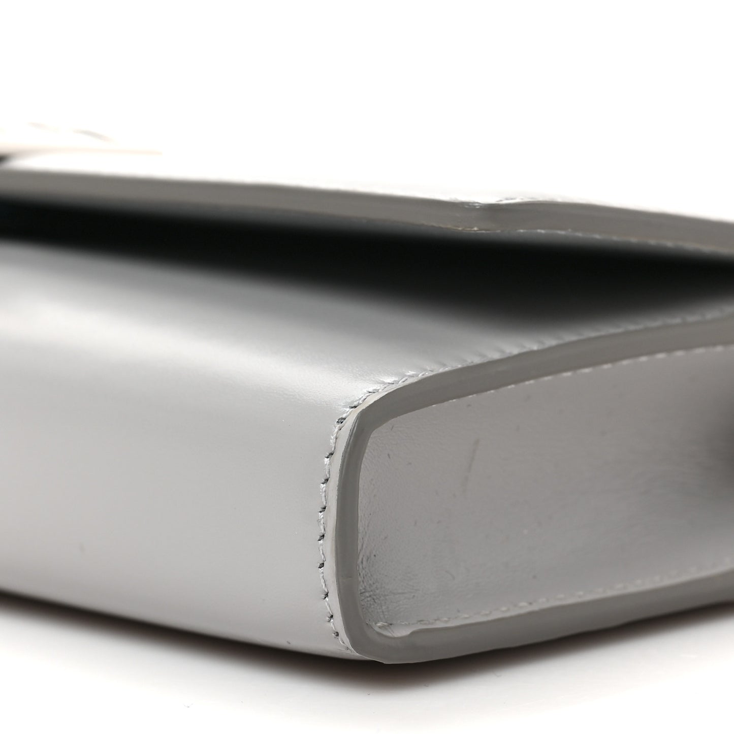 Calfskin 4G Wallet on Chain Cloud Grey