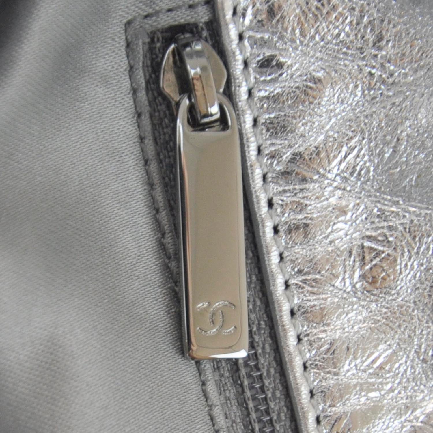 Chanel Metallic Perforated Lambskin Hollywood Hobo Silver 8 of 10