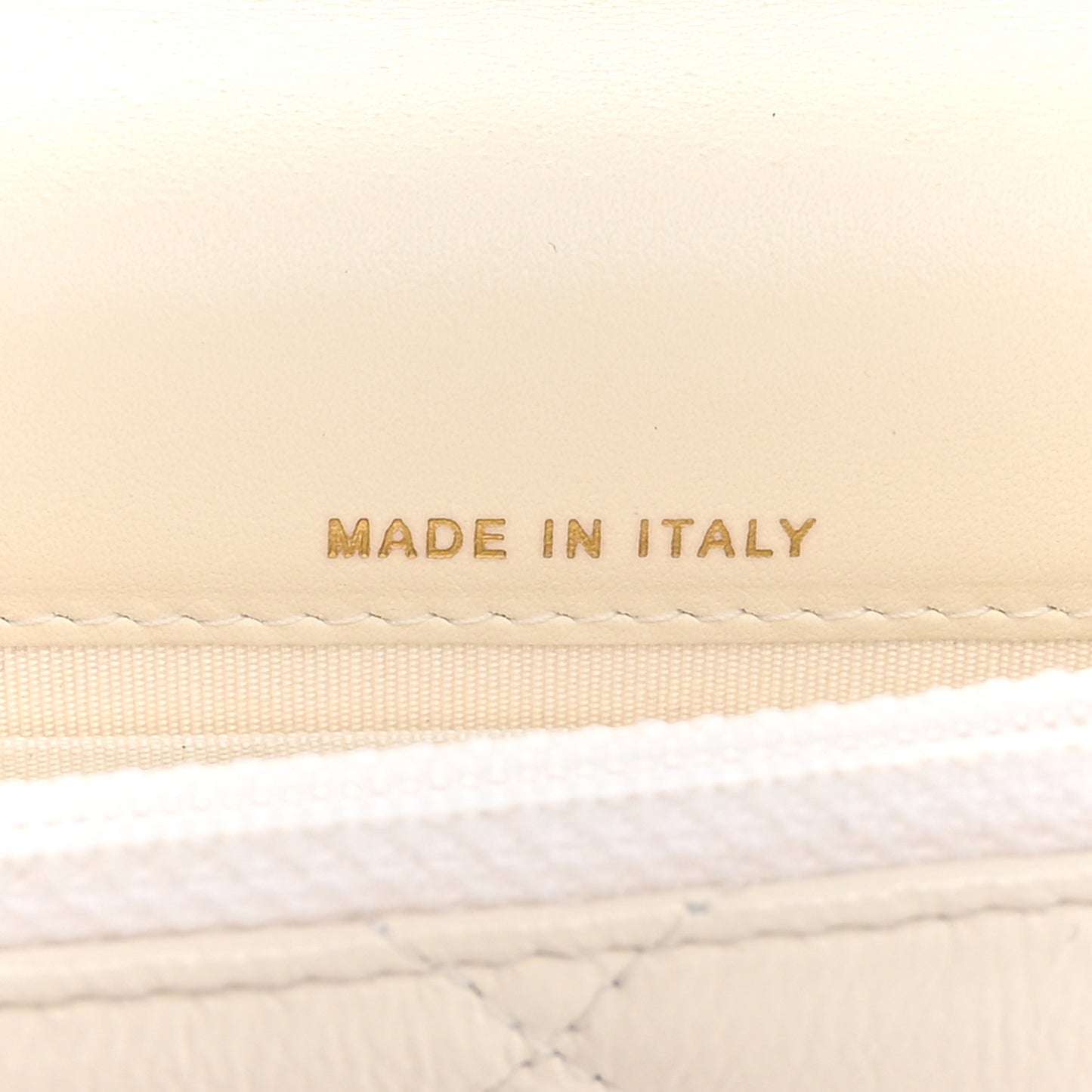 Calfskin Quilted Maxi Pearls Clutch With Chain White