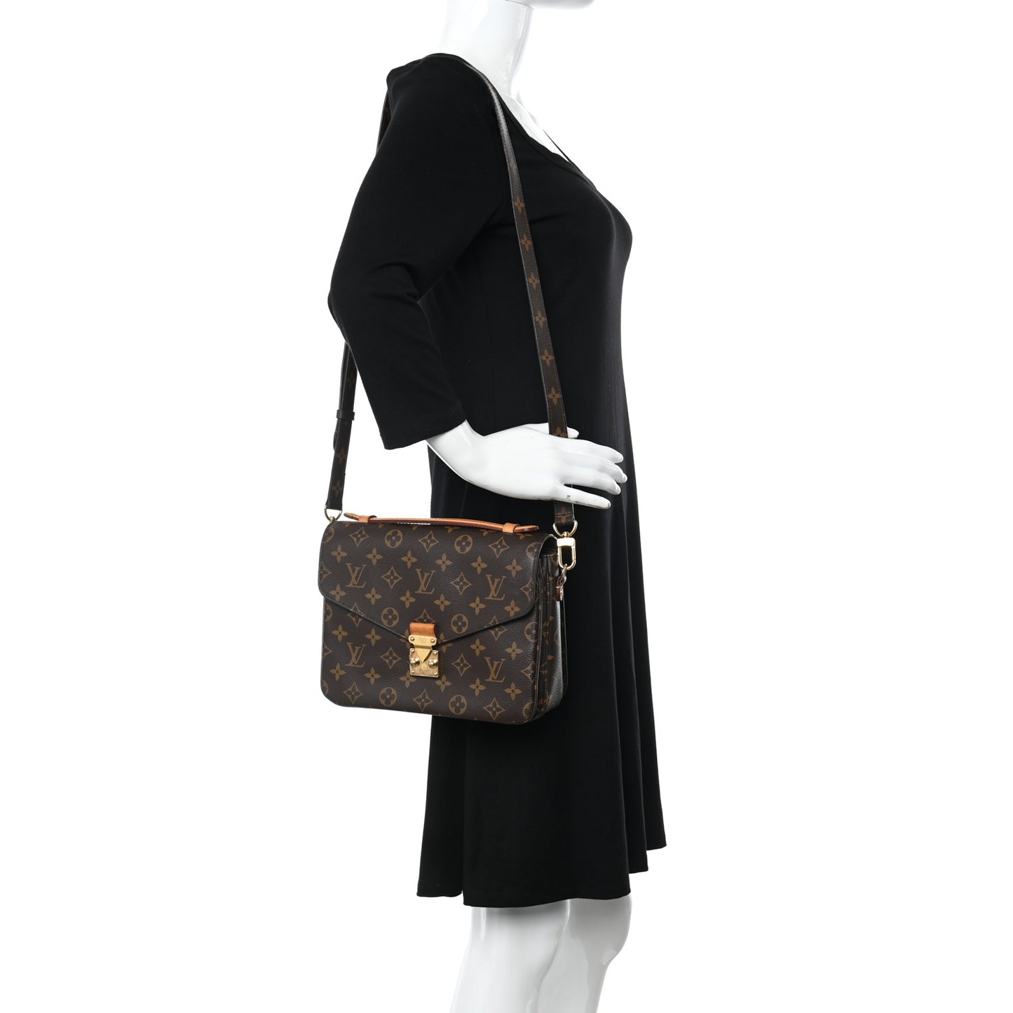 Monogram Pochette Metis