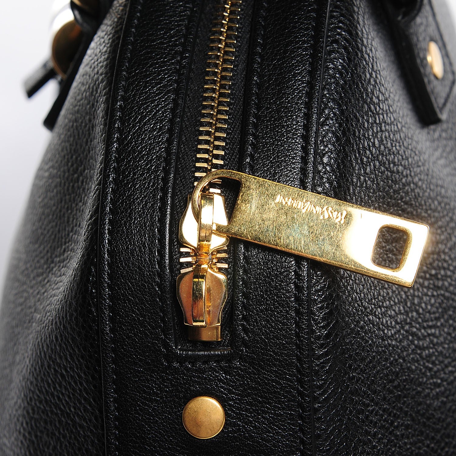 Saint Laurent Calfskin Medium Muse Black 8 of 9