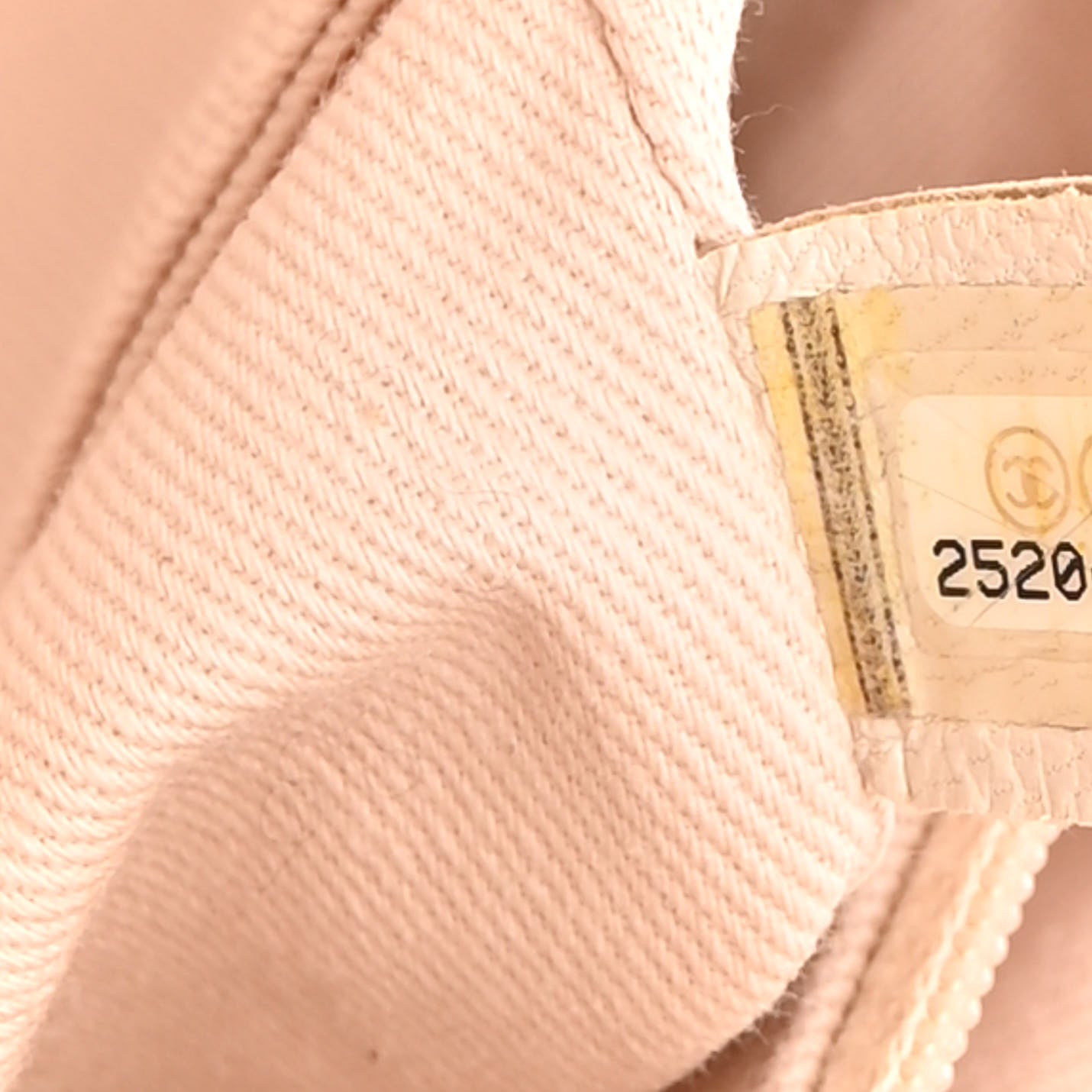 Canvas Medium Deauville Tote Light Beige