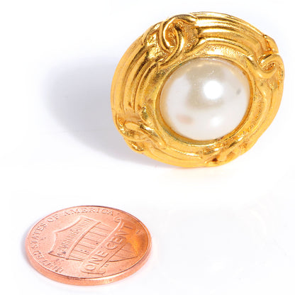 Chanel Pearl CC Clip On Earrings Gold 2 of 5