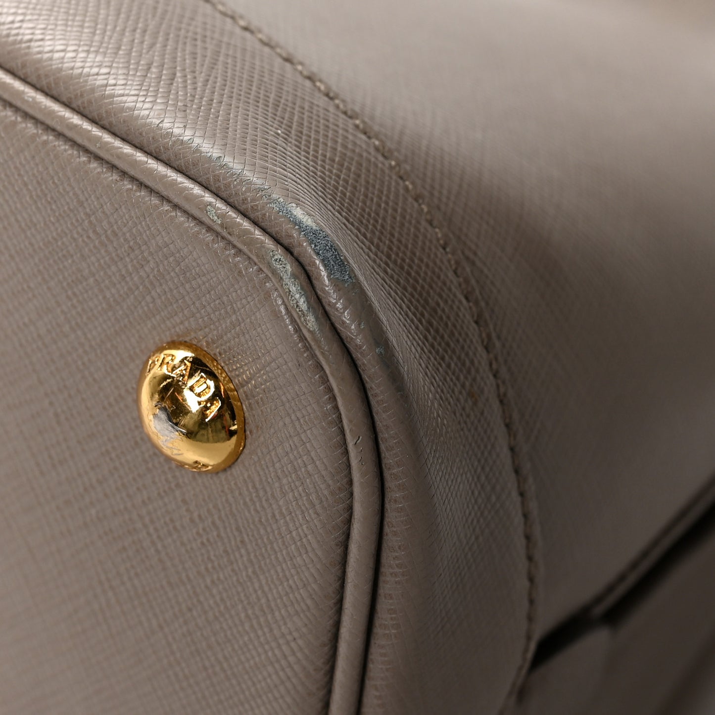 Saffiano Lux Open Promenade Tote Argilla