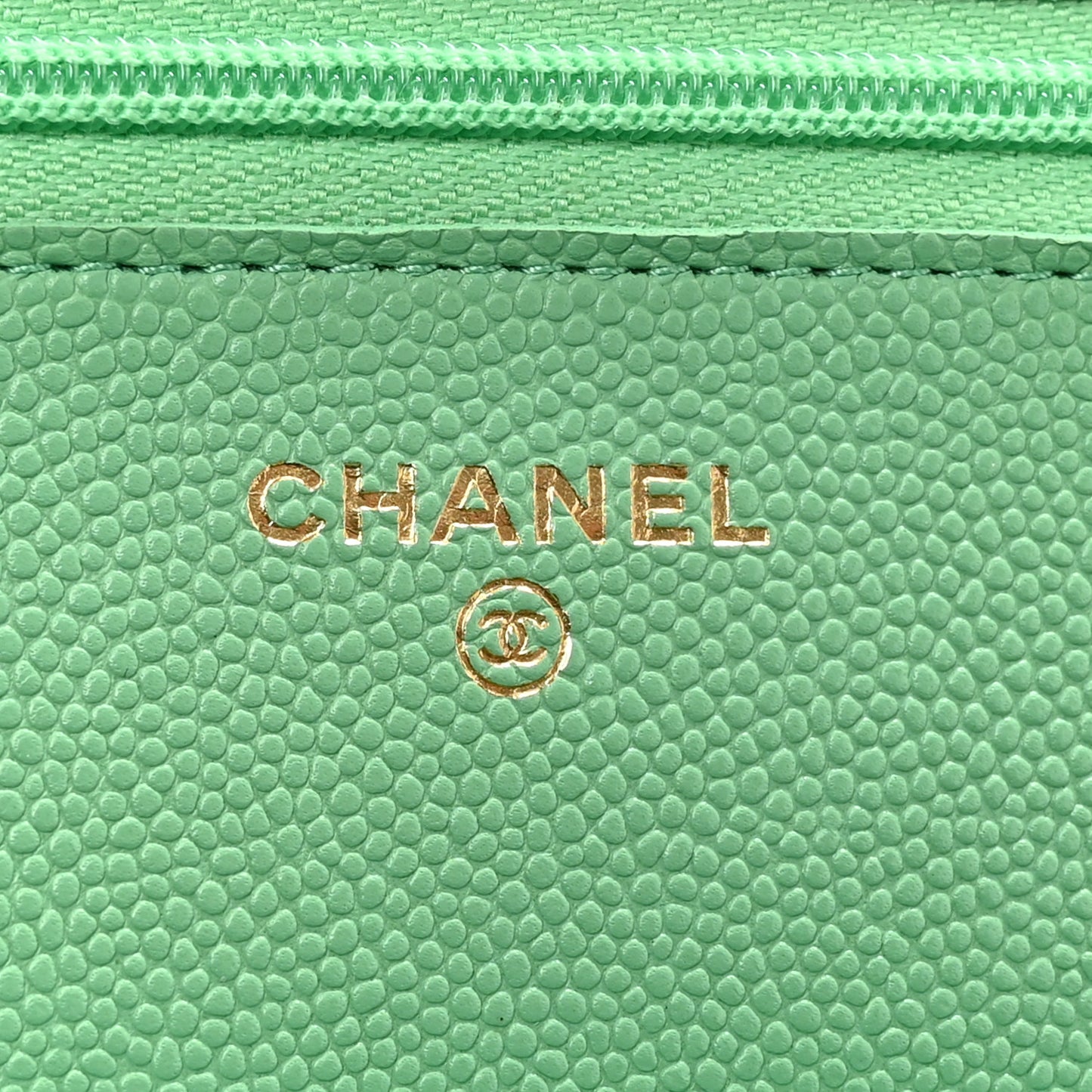 Caviar Quilted Wallet On Chain WOC Green