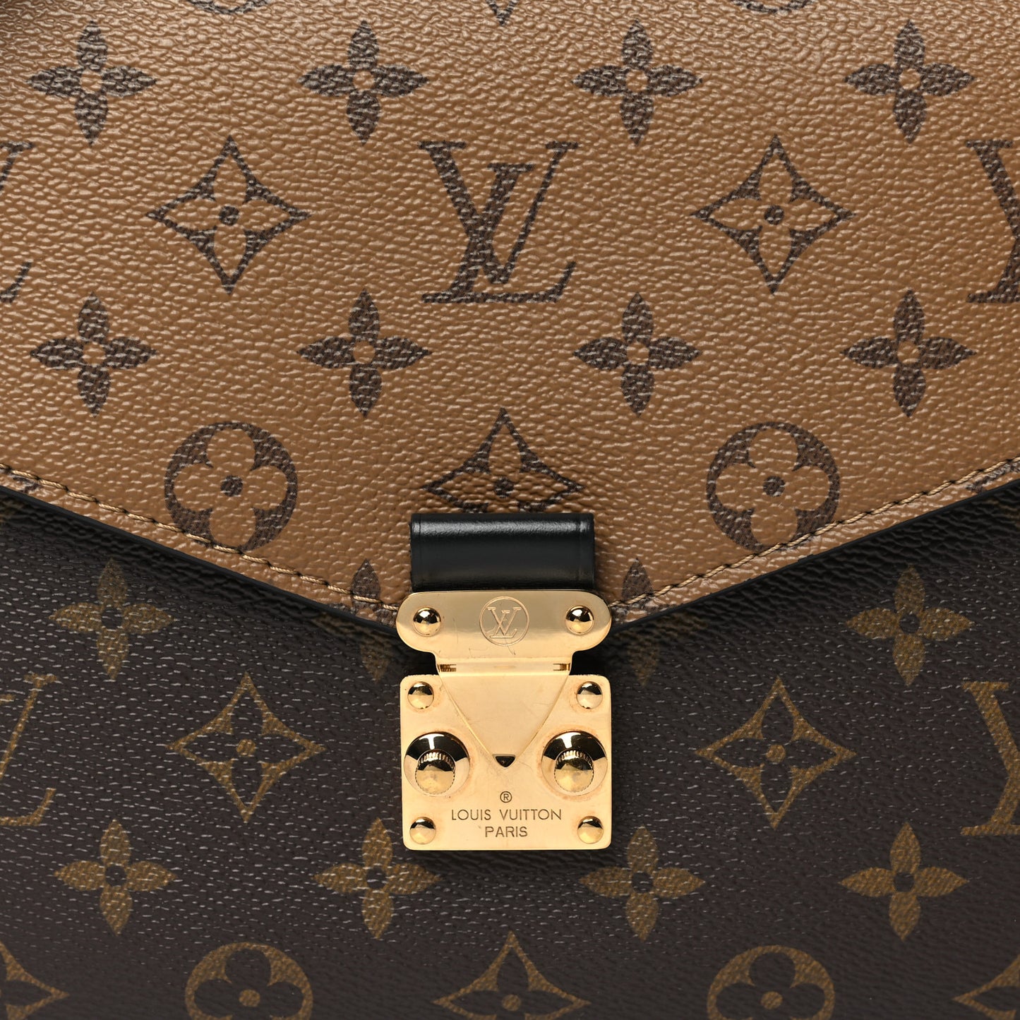 Reverse Monogram Pochette Metis