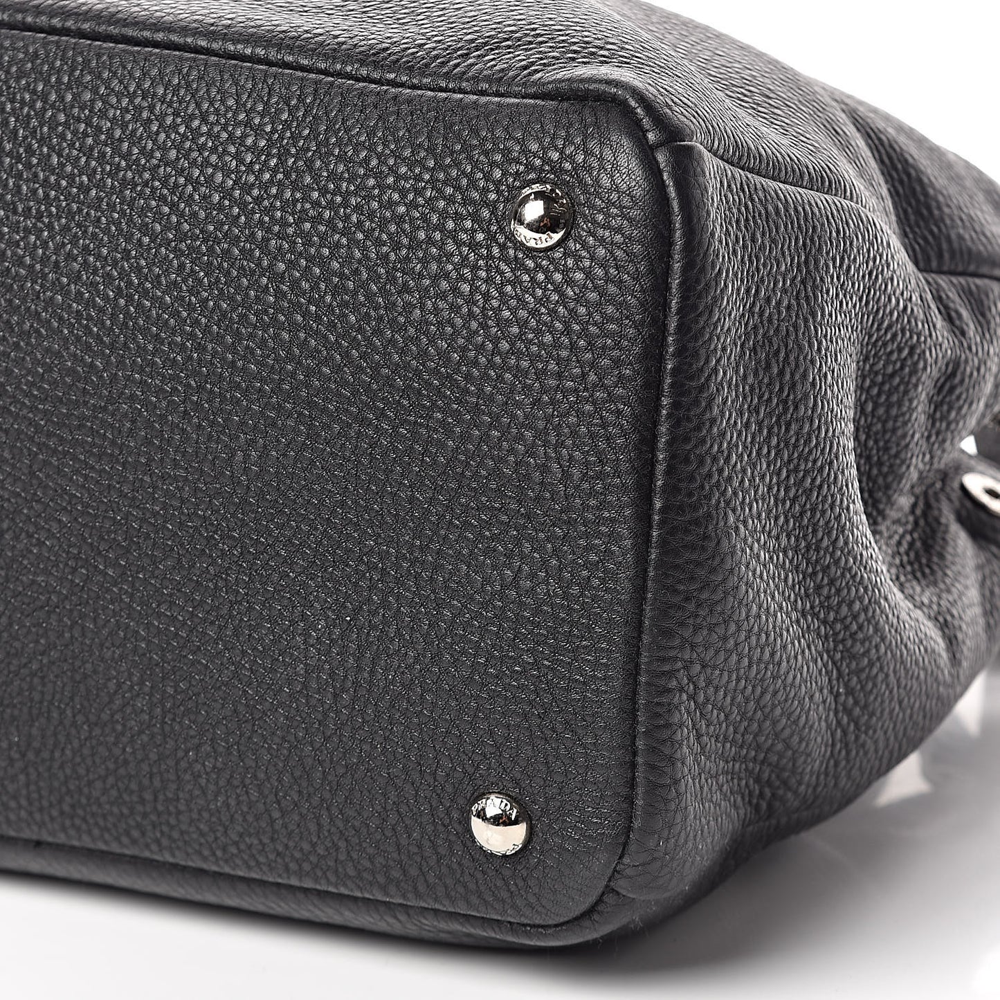 Vitello Daino Tote Black