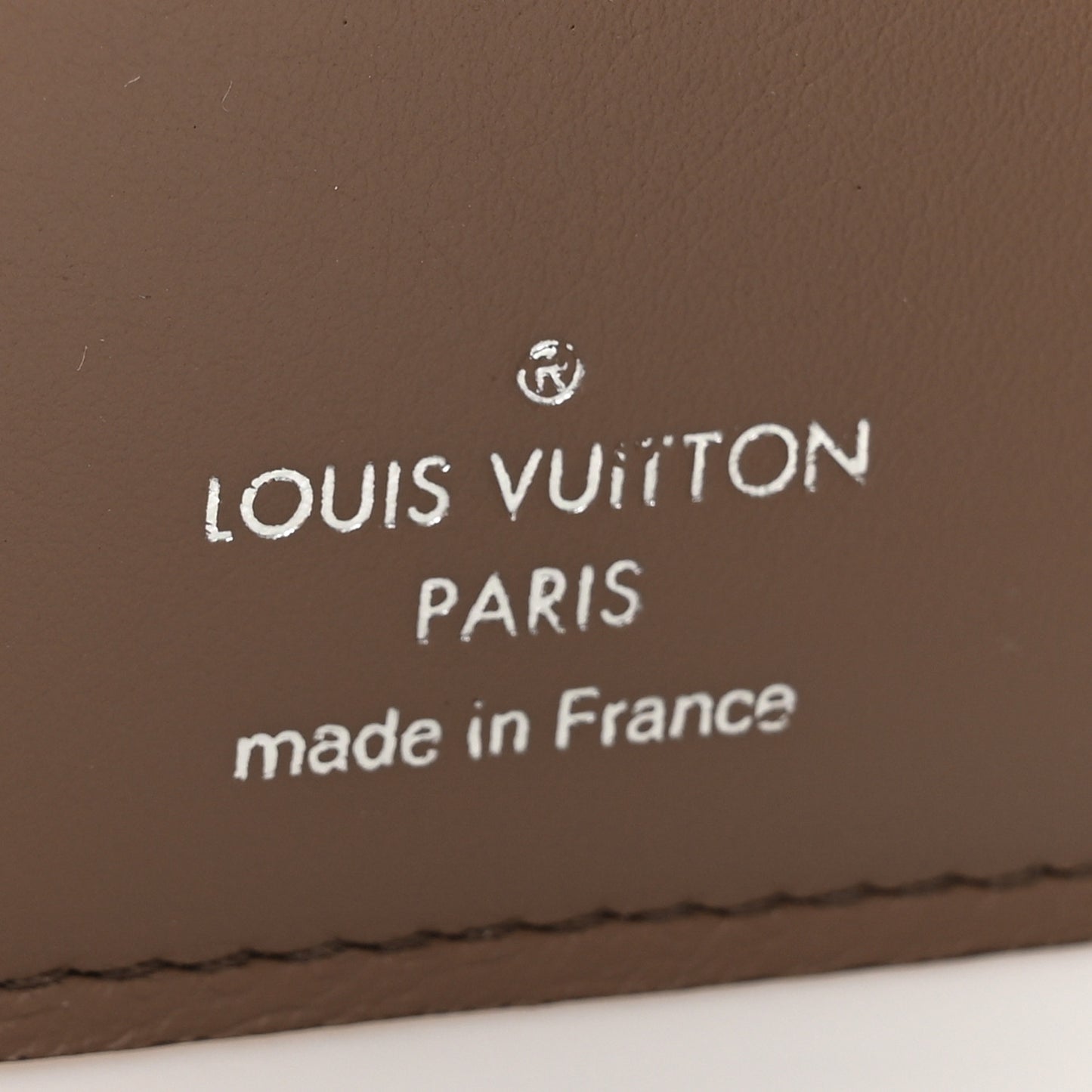 Taurillon Capucines Compact Wallet Magnolia