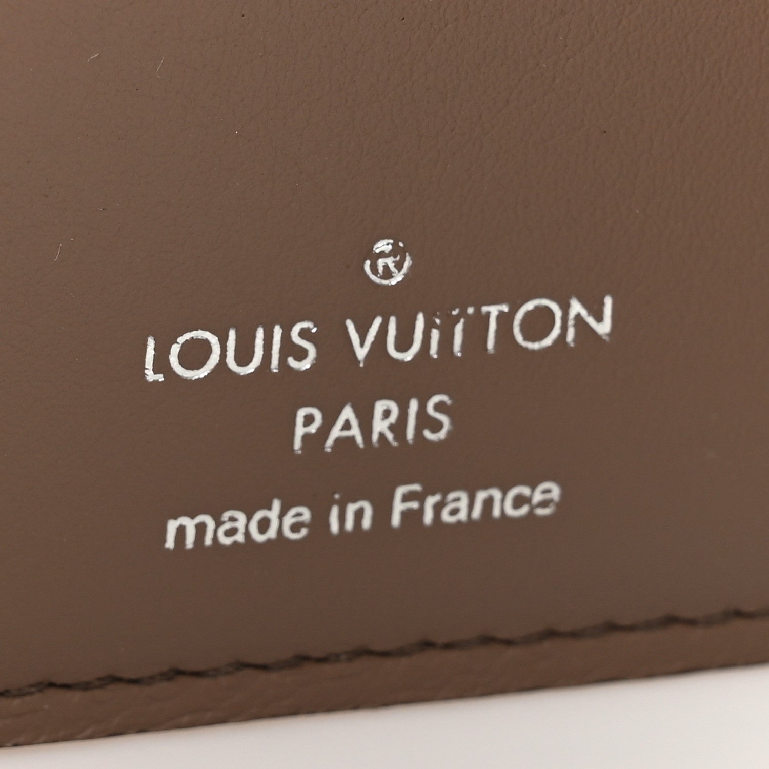 Louis Vuitton Taurillon Capucines Compact Wallet Magnolia 7 of 11