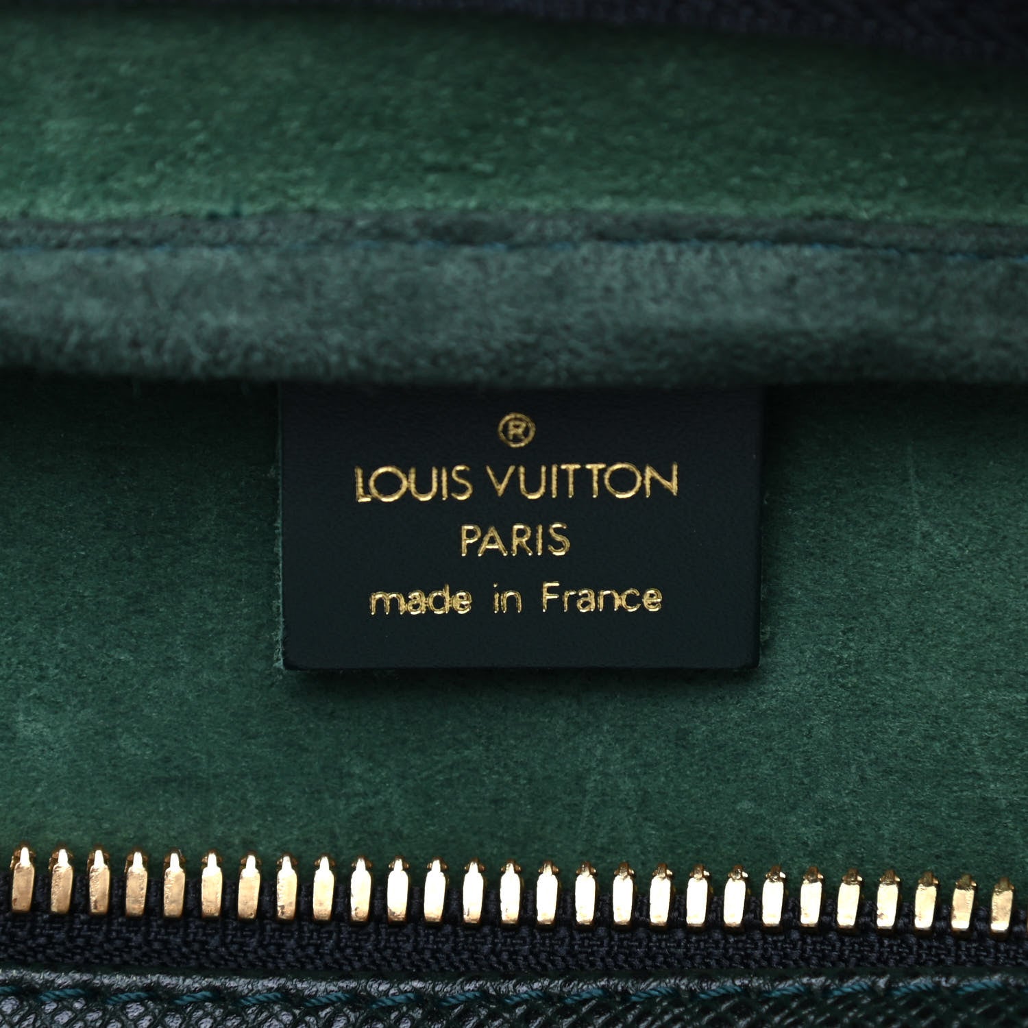 Louis Vuitton Taiga Kendall PM Epicea 5 of 8