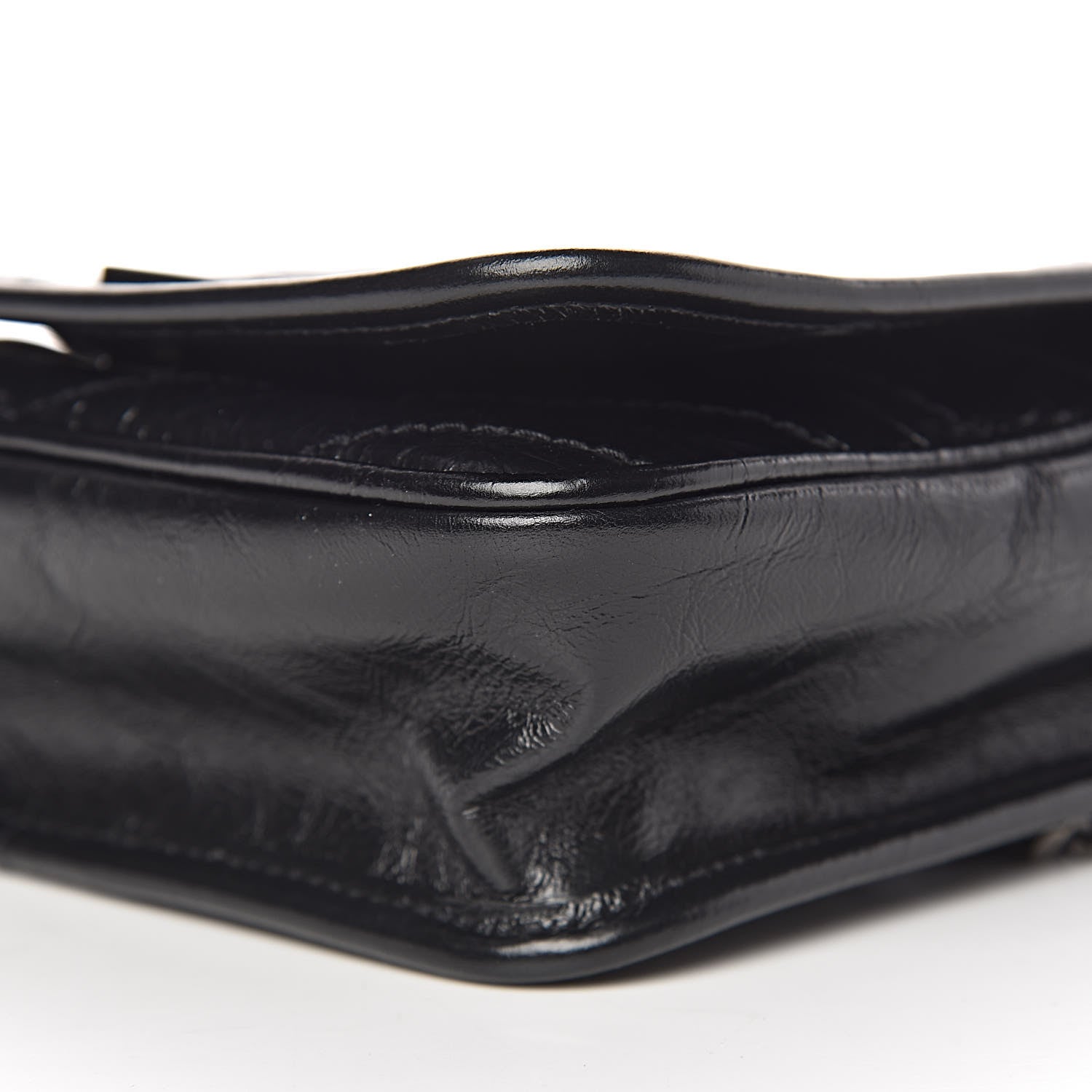Saint Laurent Crinkled Calfskin Matelasse Monogram Niki Chain Wallet Black 8 of 9