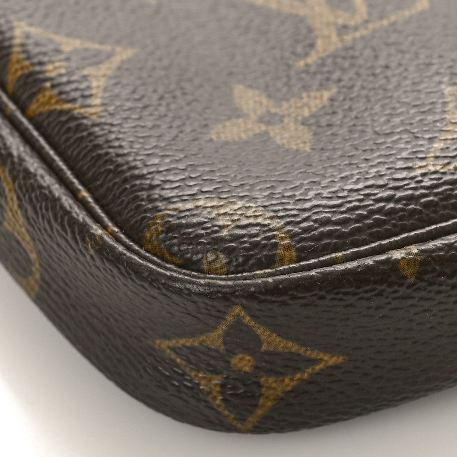Louis Vuitton Monogram Petit Bucket Pouch 8 of 9