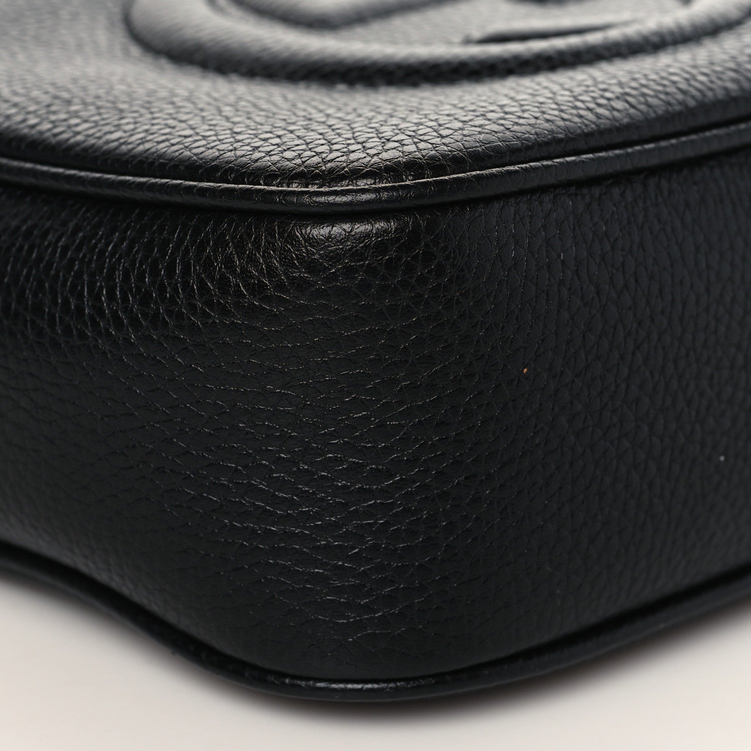 Gucci Pebbled Calfskin Small Soho Disco Bag Black 8 of 9