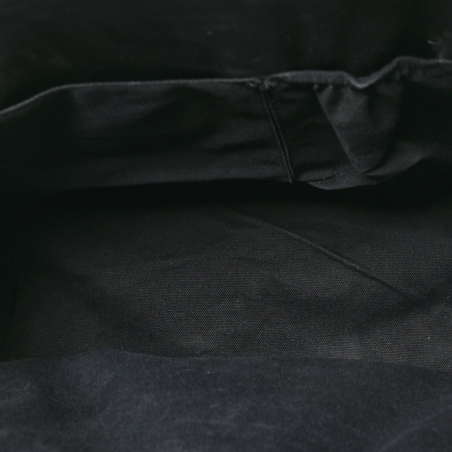 Sugar Goatskin Medium Antigona Black