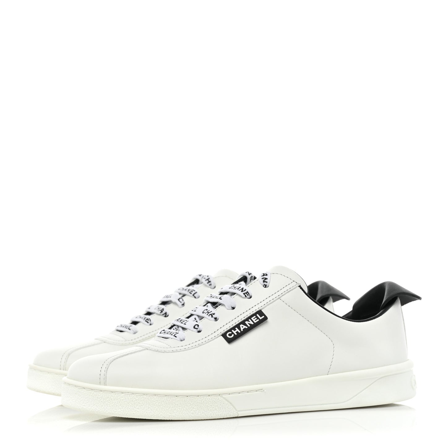 Calfskin CC Womens Sneakers 38 White