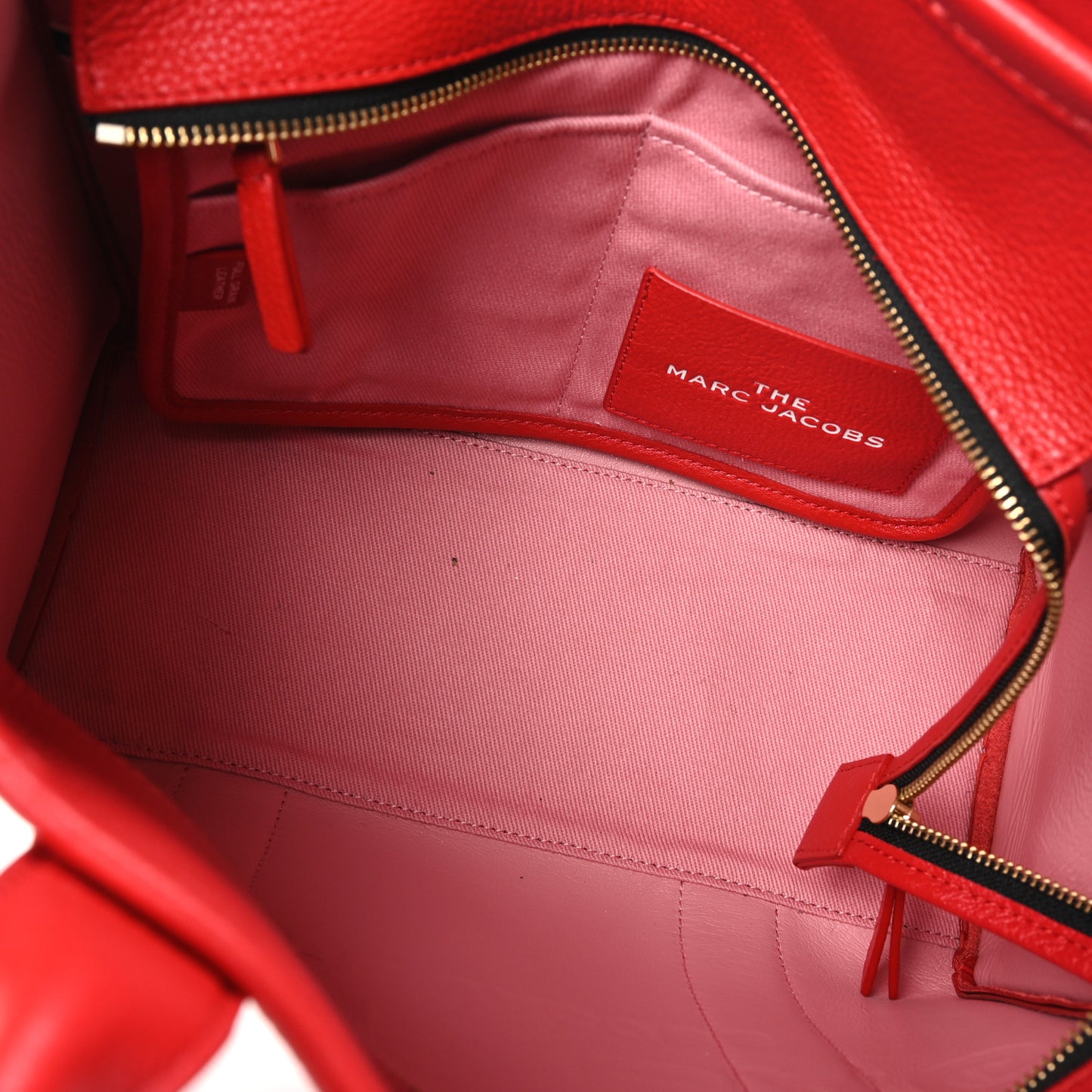 Grained Calfskin Medium The Tote Bag True Red