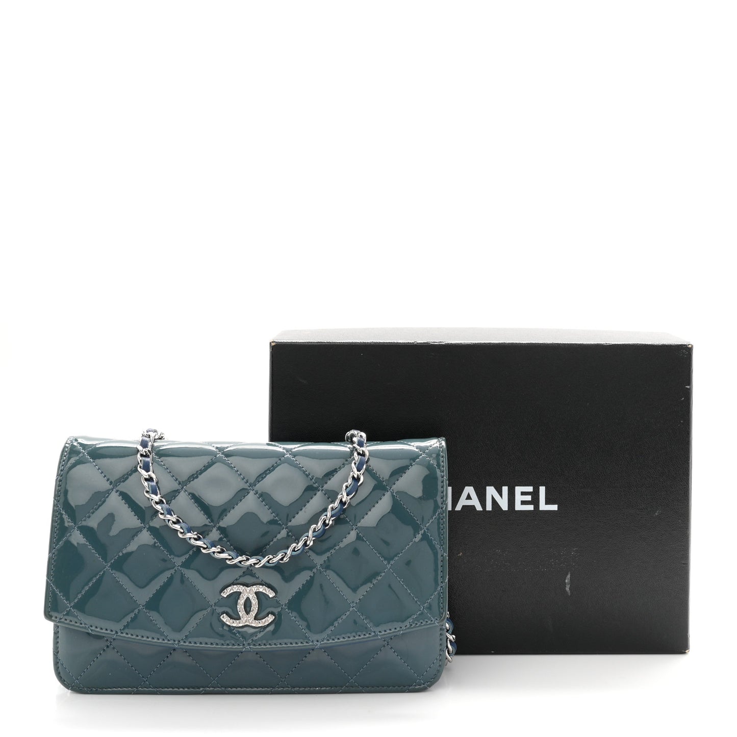 Patent Quilted Brilliant Wallet On Chain WOC Blue