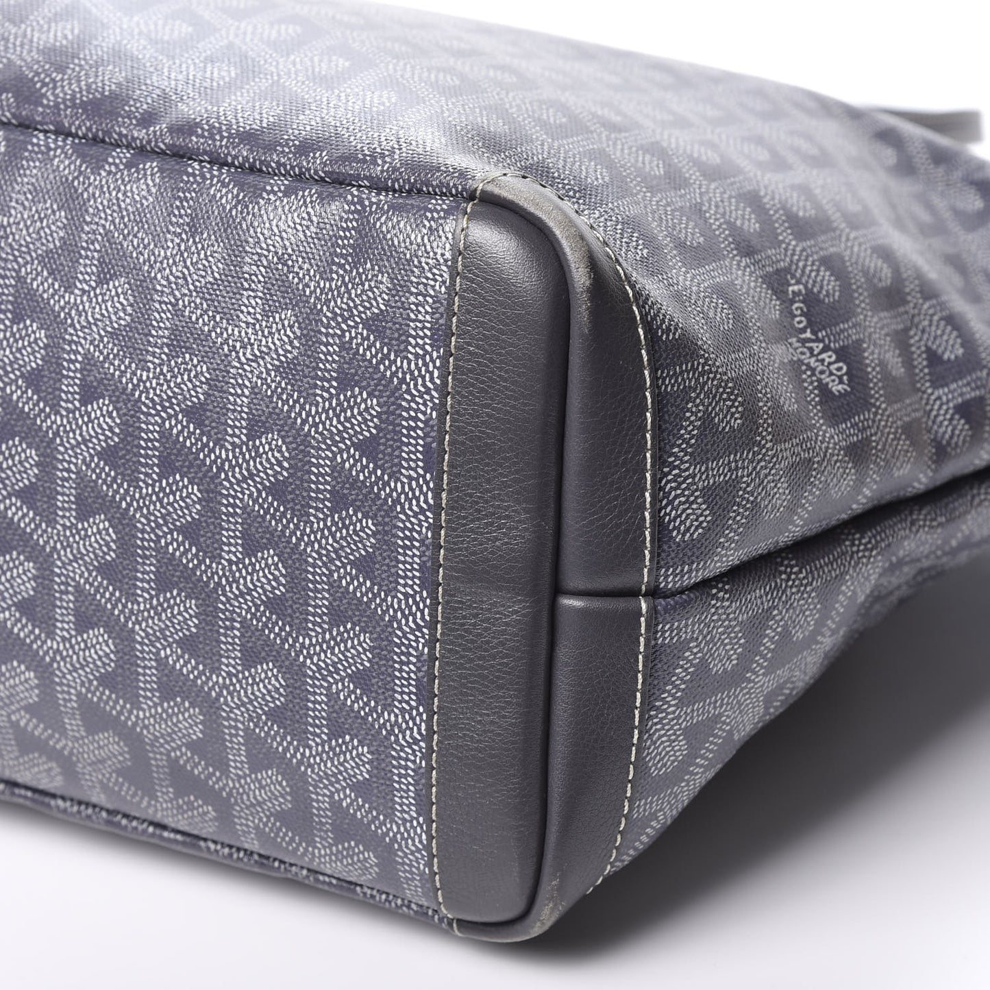 Goyardine Artois PM Grey