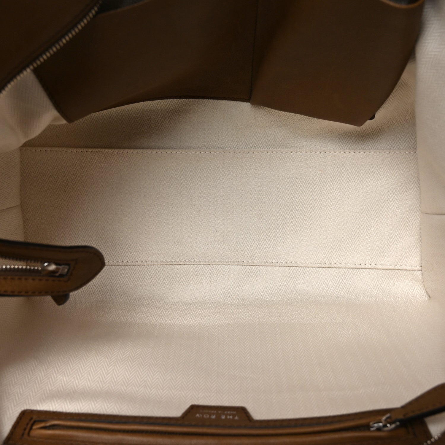 The Row Polished Saddle Calfskin Marlo 14 Muschio 4 of 8