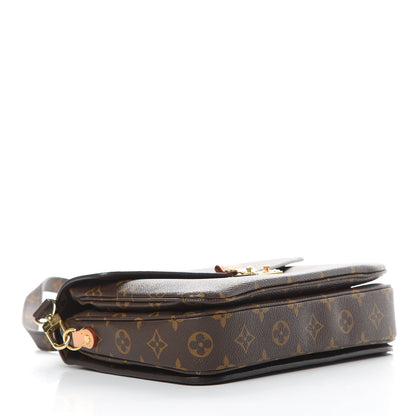 Louis Vuitton Monogram Pochette Metis 4 of 11
