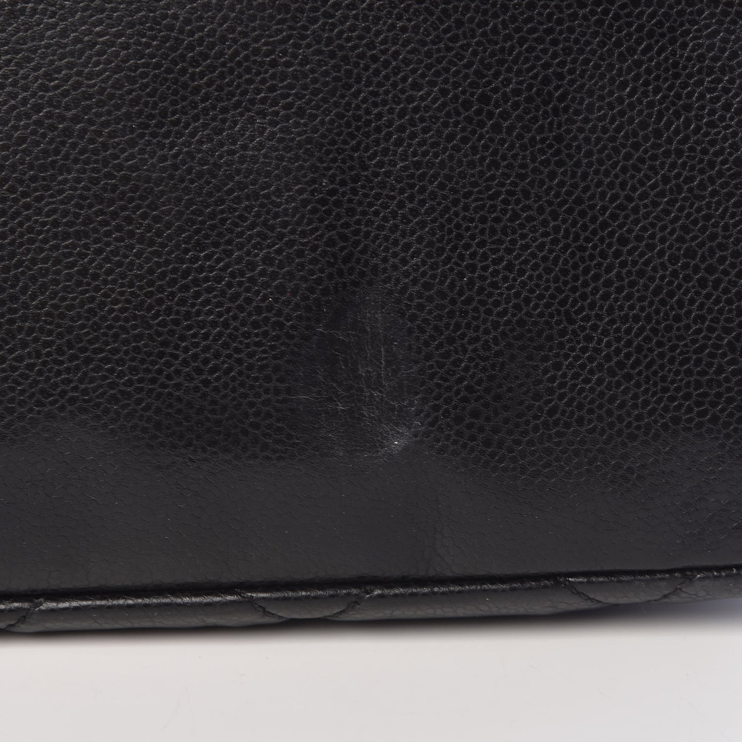 Caviar Quilted CC Timeless Soft Tote Black