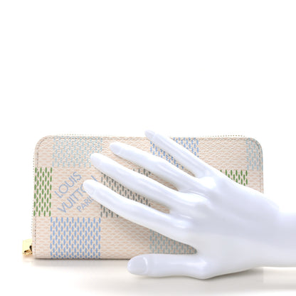 Louis Vuitton Damierlicious Zippy Wallet Pistachio Green 2 of 6