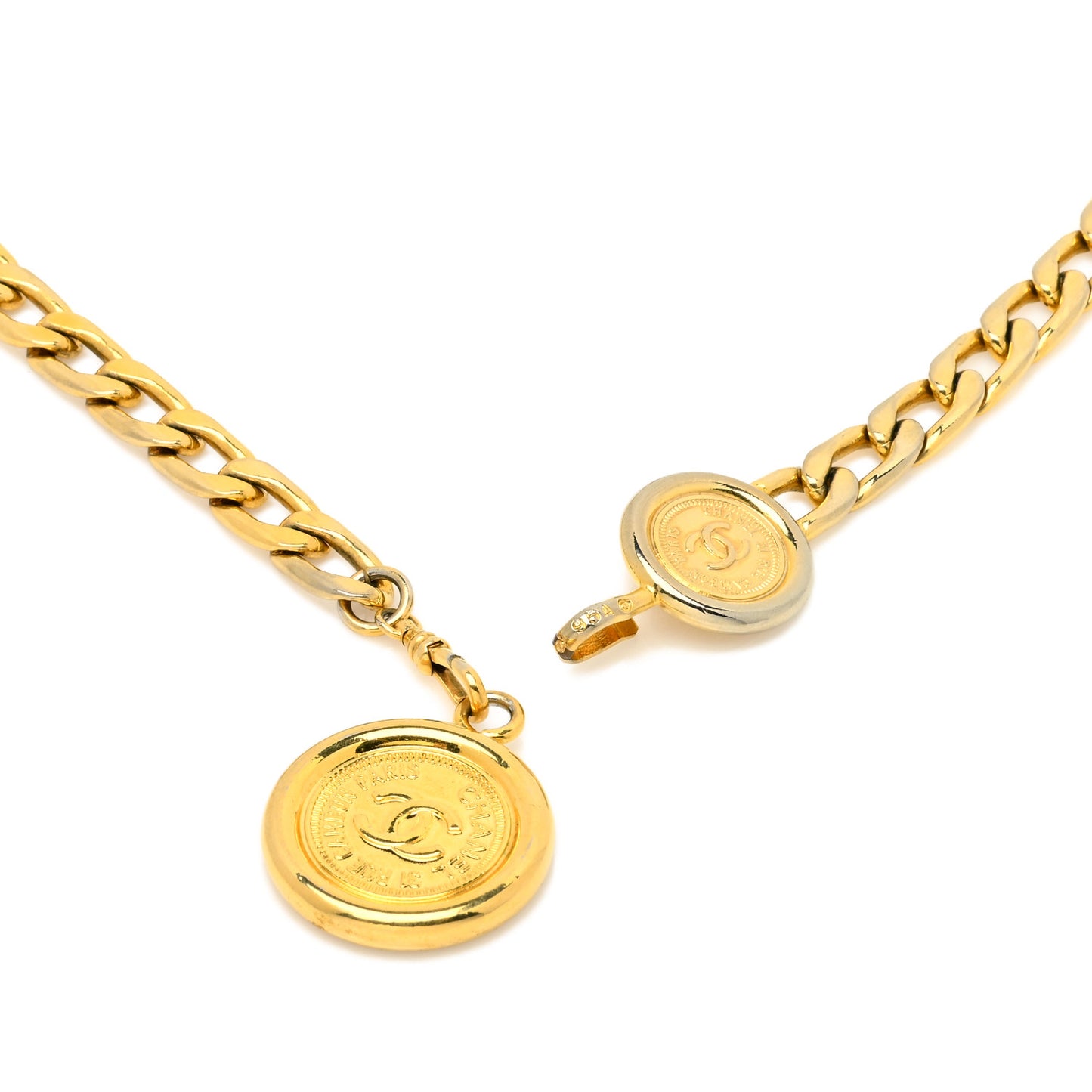 Metal Chain CC Medallion Belt Gold