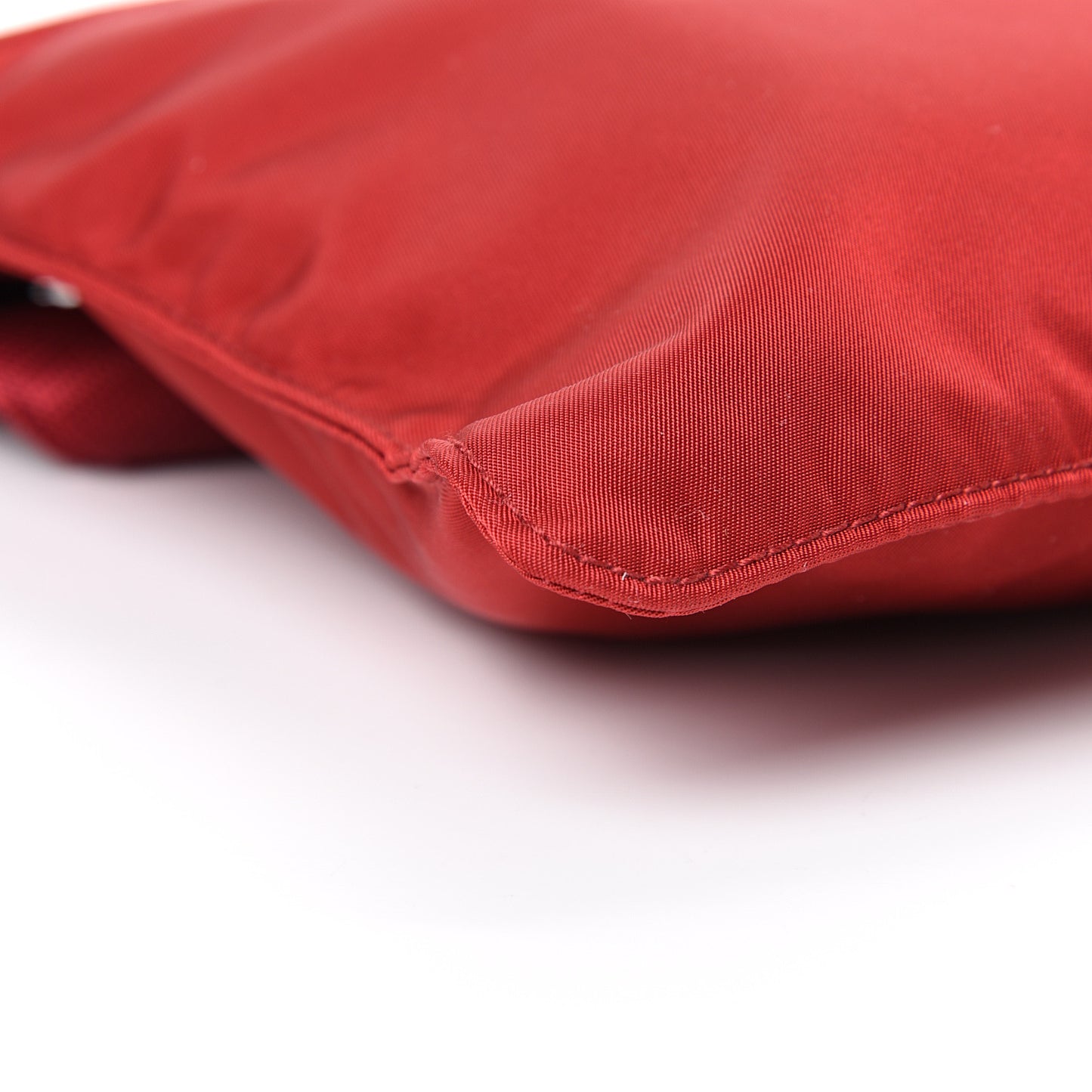 Nylon Vela Flat Messenger Bag Fuoco