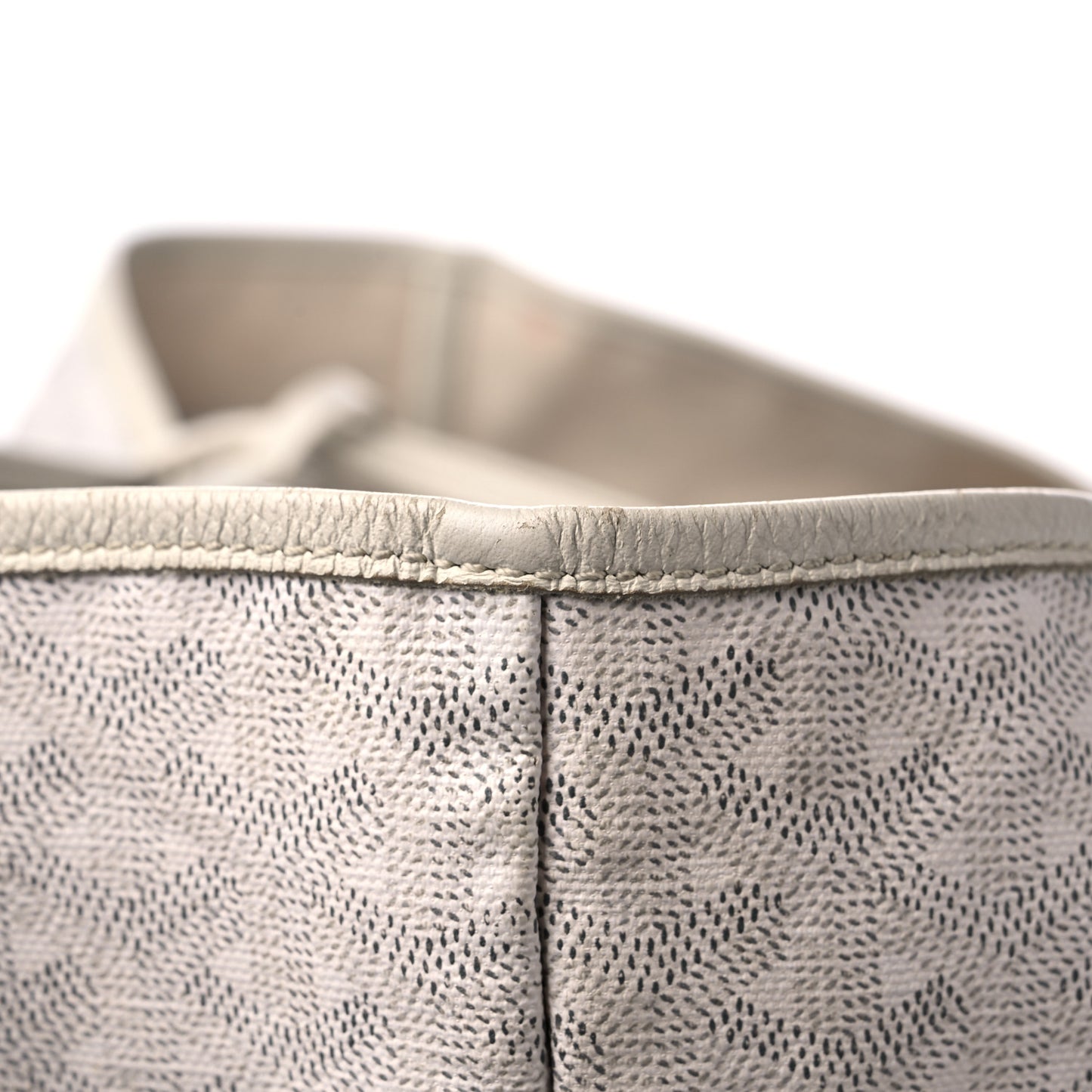 Goyardine Saint Louis GM White