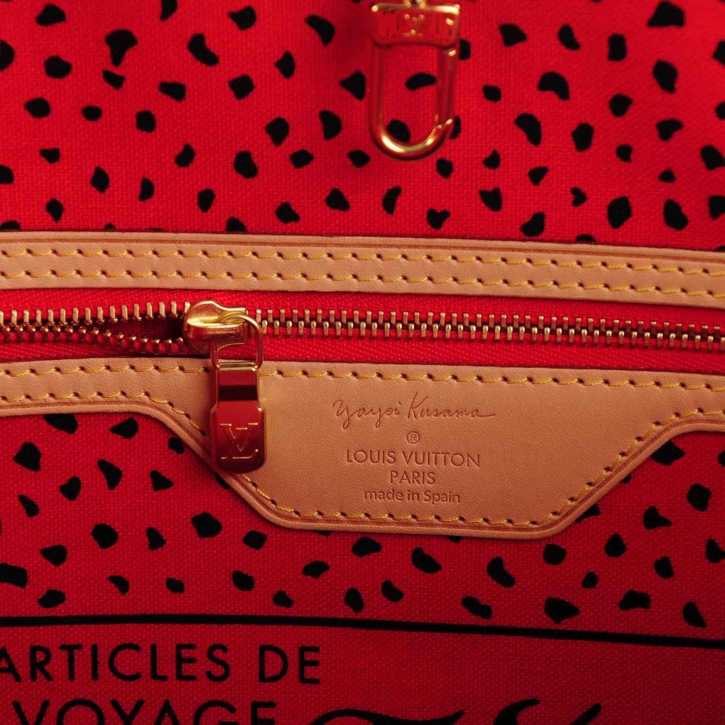 Monogram Kusama Waves Neverfull MM Red
