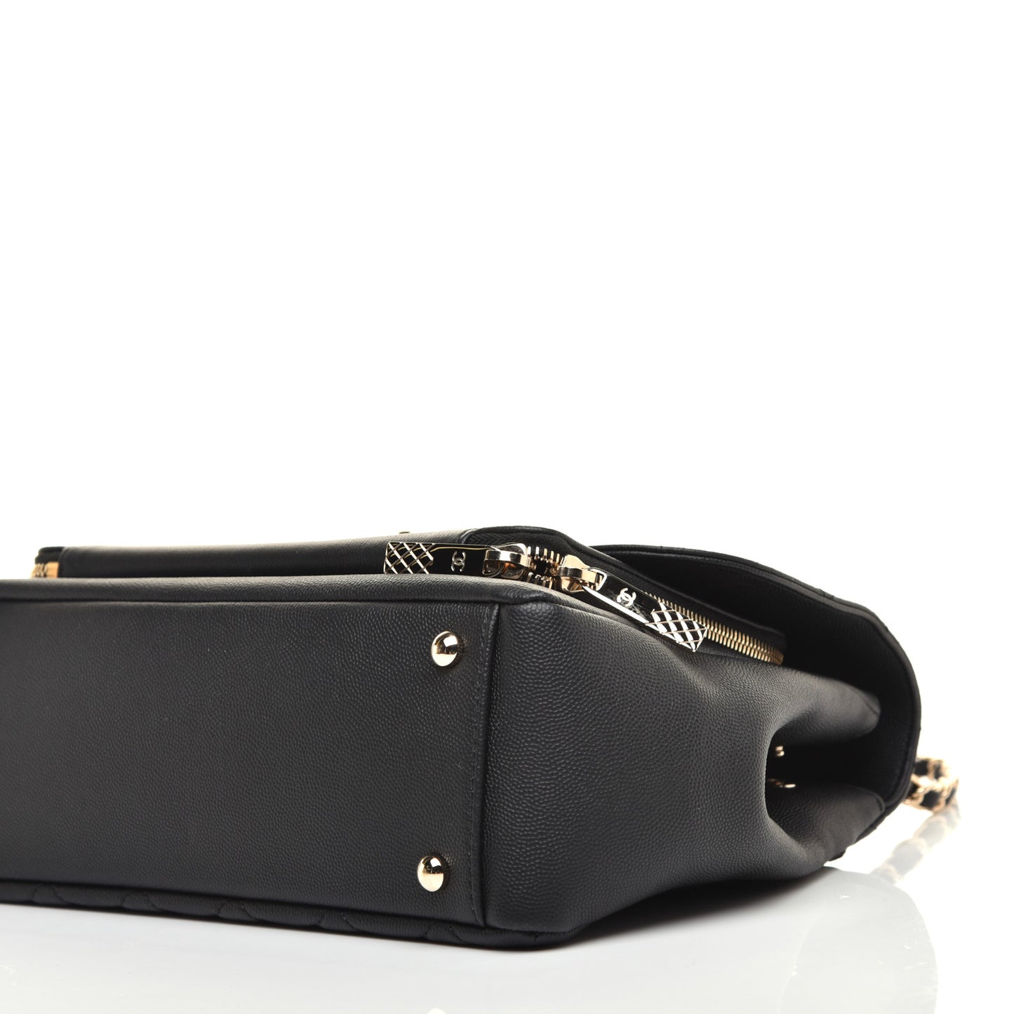 Caviar Quilted Large Business Affinity Flap Black