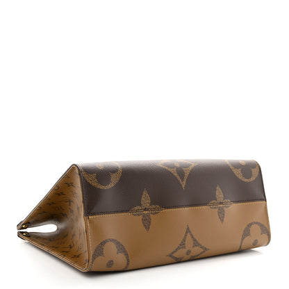 Louis Vuitton Reverse Monogram Giant Onthego MM 4 of 11