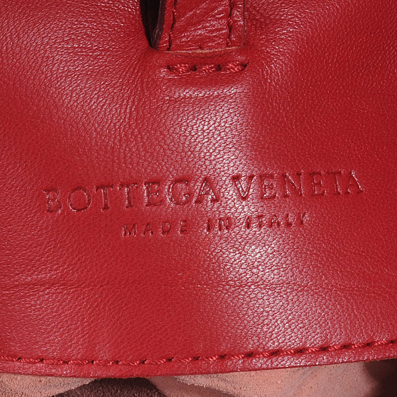 Nappa Intrecciato Ball Hobo Carmino