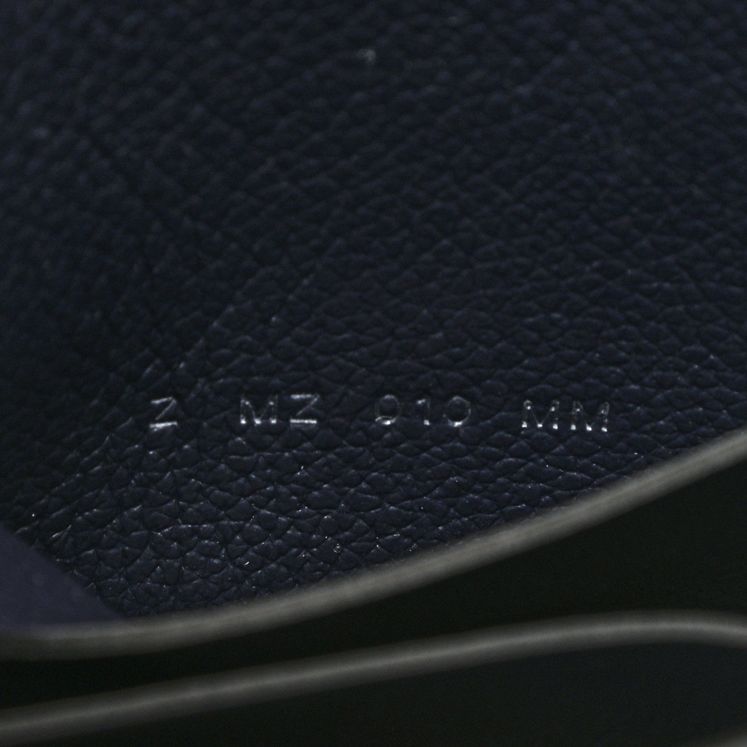Hermes Evercolor Constance Slim Wallet Bleu Nuit 8 of 9