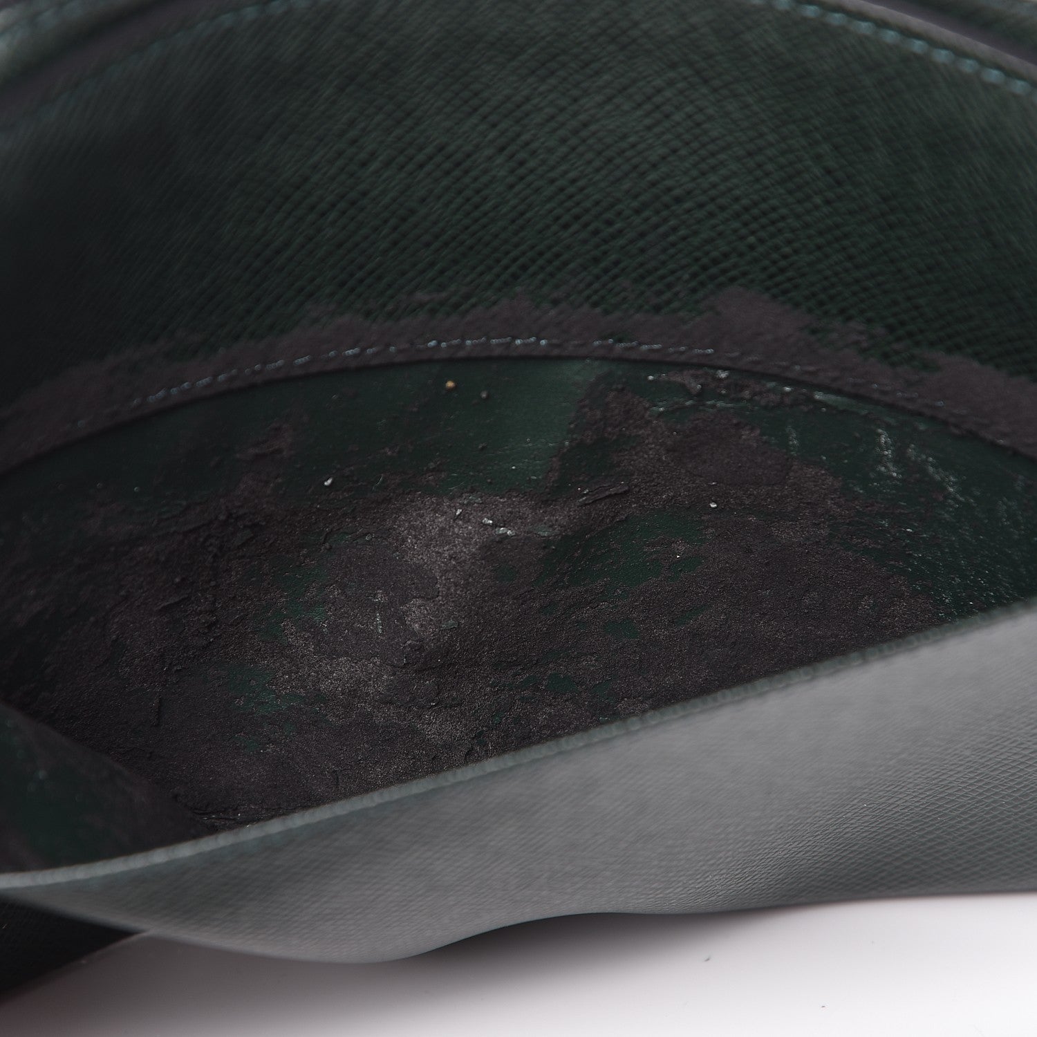 Louis Vuitton Taiga Baikal Pochette Epicea 7 of 10
