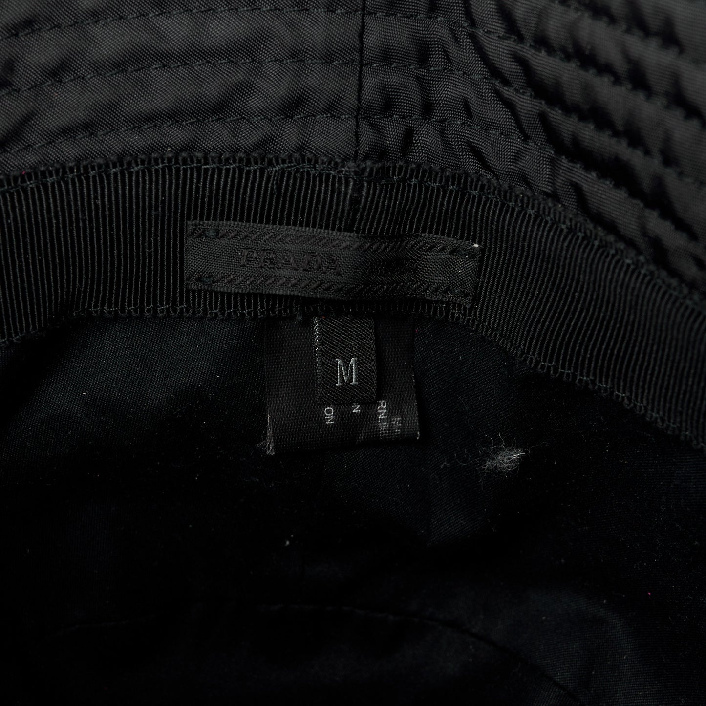 Re-Nylon Metal Triangle Logo Womens Bucket Hat M Black