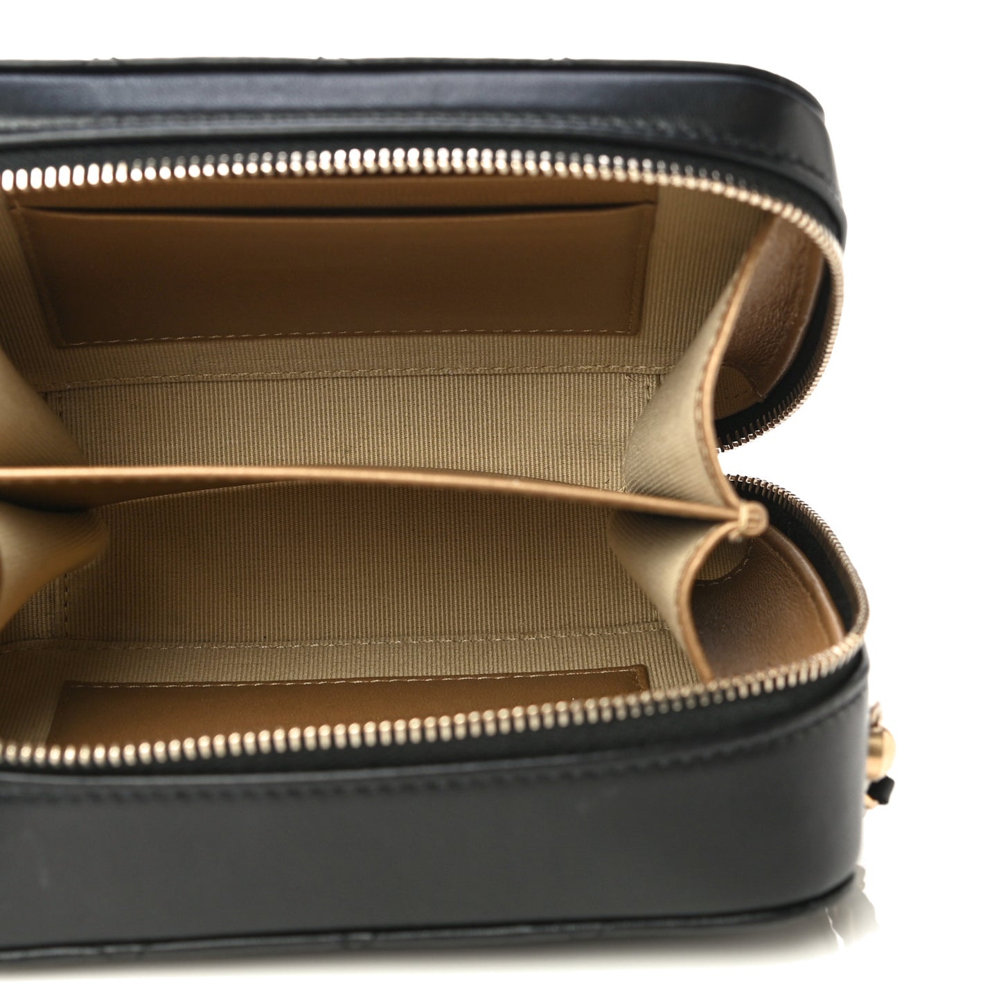 Lambskin Quilted CC Pearl Crush Camera Case Black