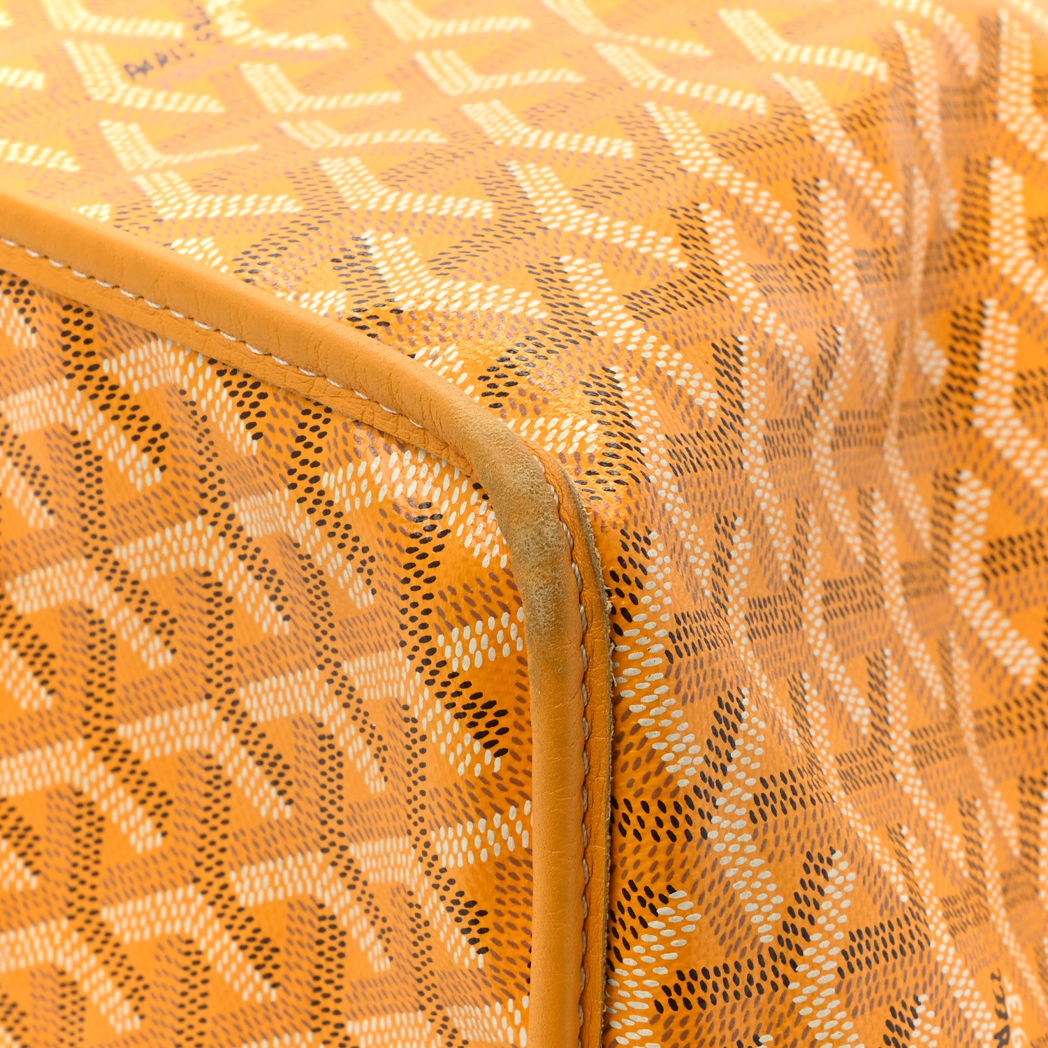 Goyard Goyardine Reversible Anjou GM Yellow 14 of 21