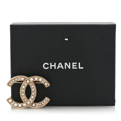 Chanel Pearl Crystal CC Brooch Gold 4 of 4