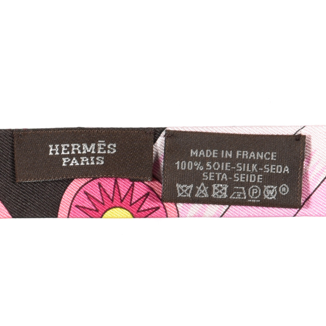 Hermes Silk La Source de Pegase Doll Twilly Ebene Rose Vif Jaune 4 of 4