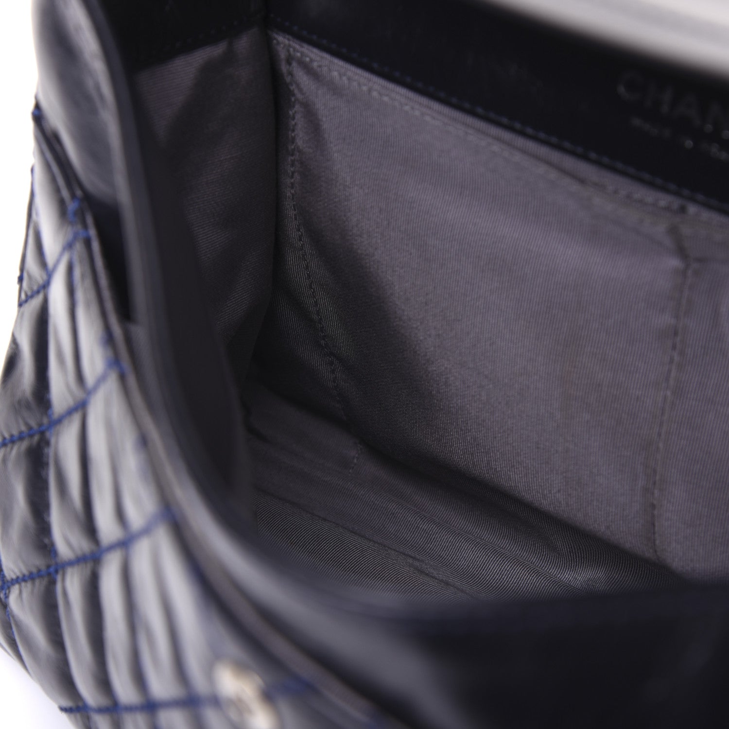 Chanel Glazed Calfskin Quilted Surpique 2.55 Reissue Flap Navy 14 of 18