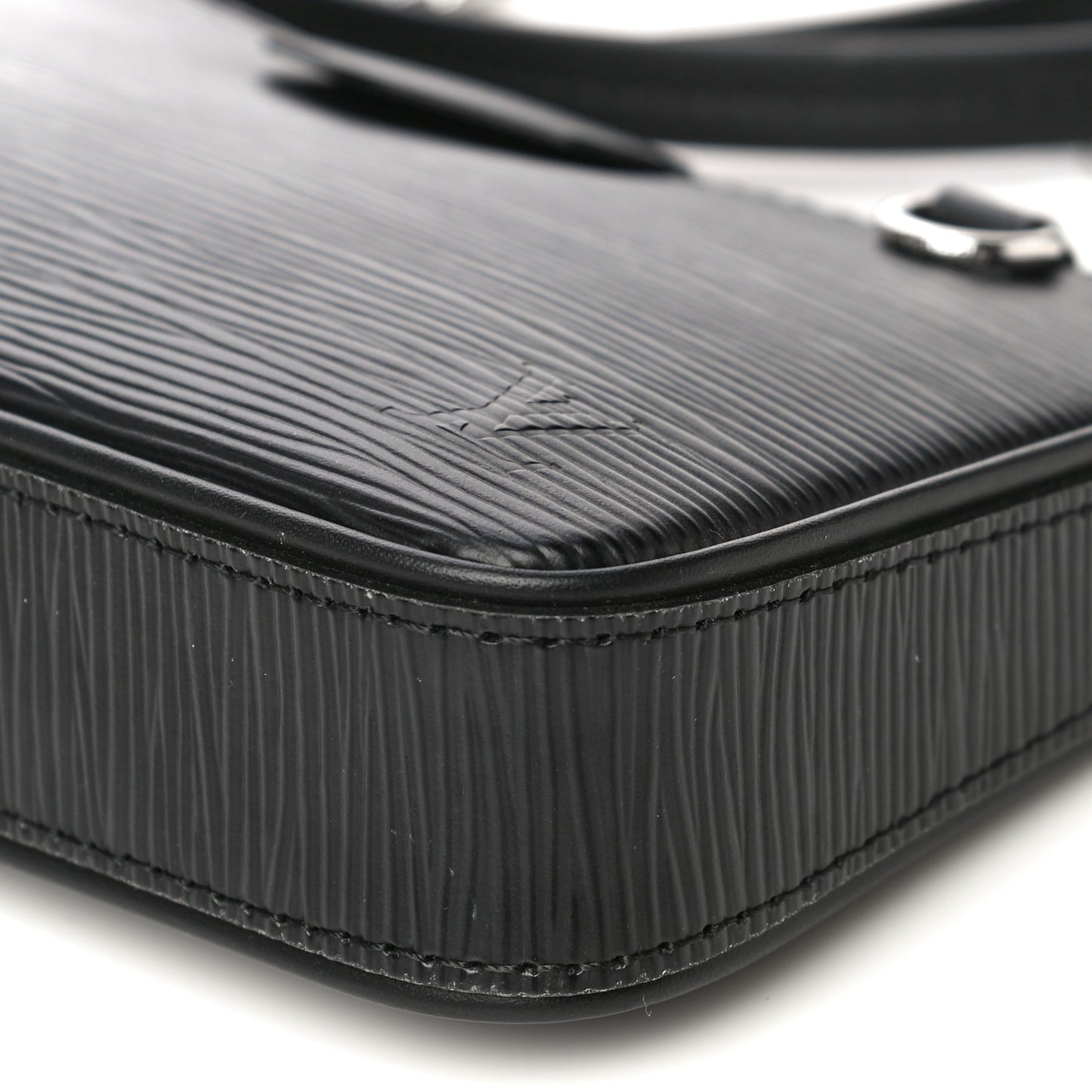 Epi Easy Pouch On Strap Black