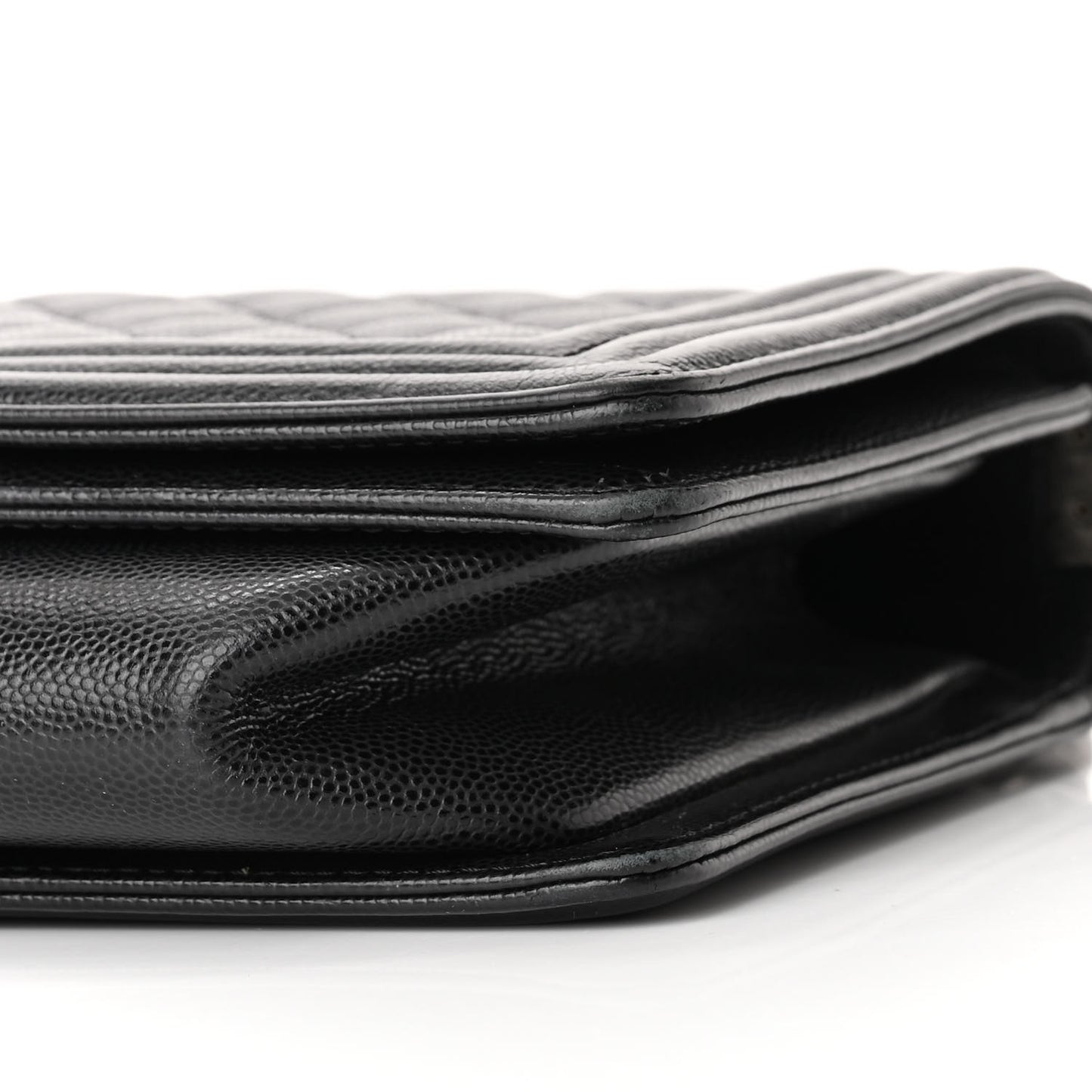 Caviar Quilted Medium Boy Flap Black