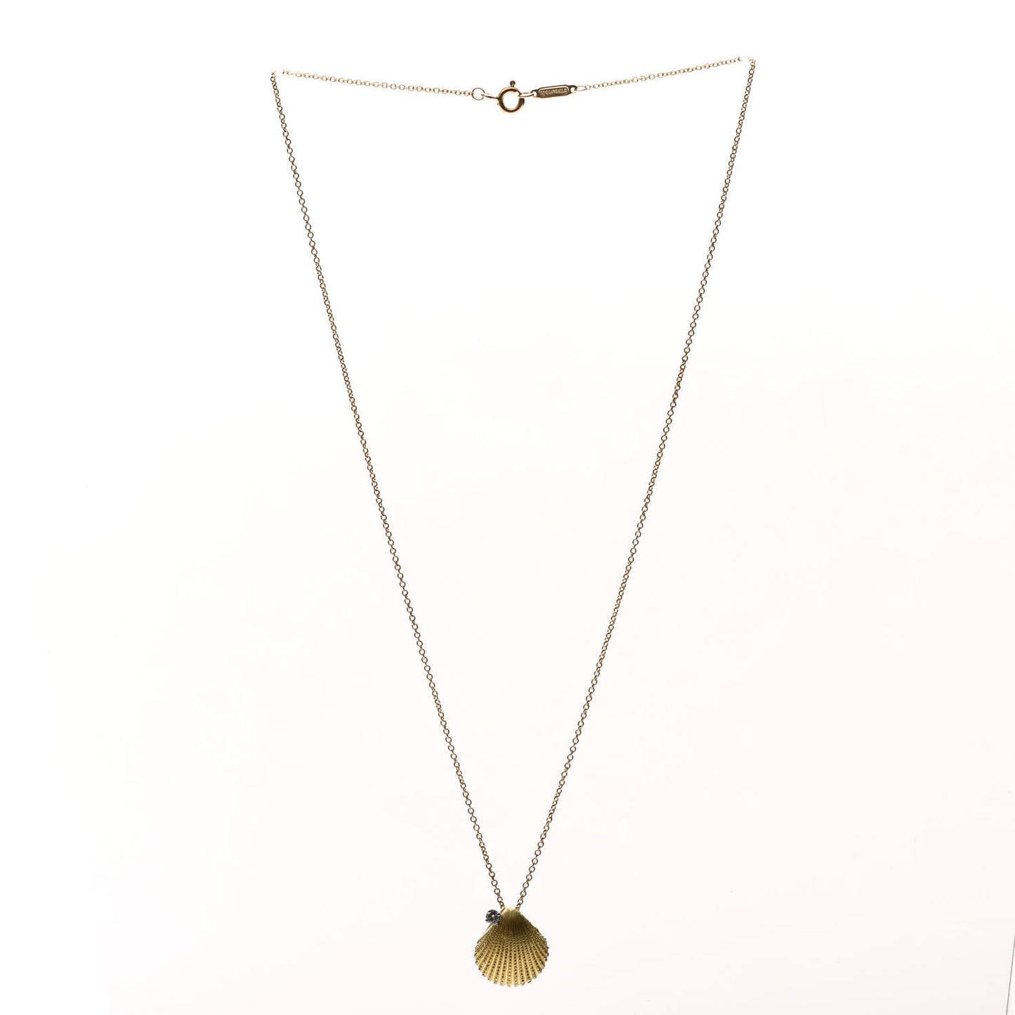 18K Yellow Gold Diamond Seashell Pendant Necklace