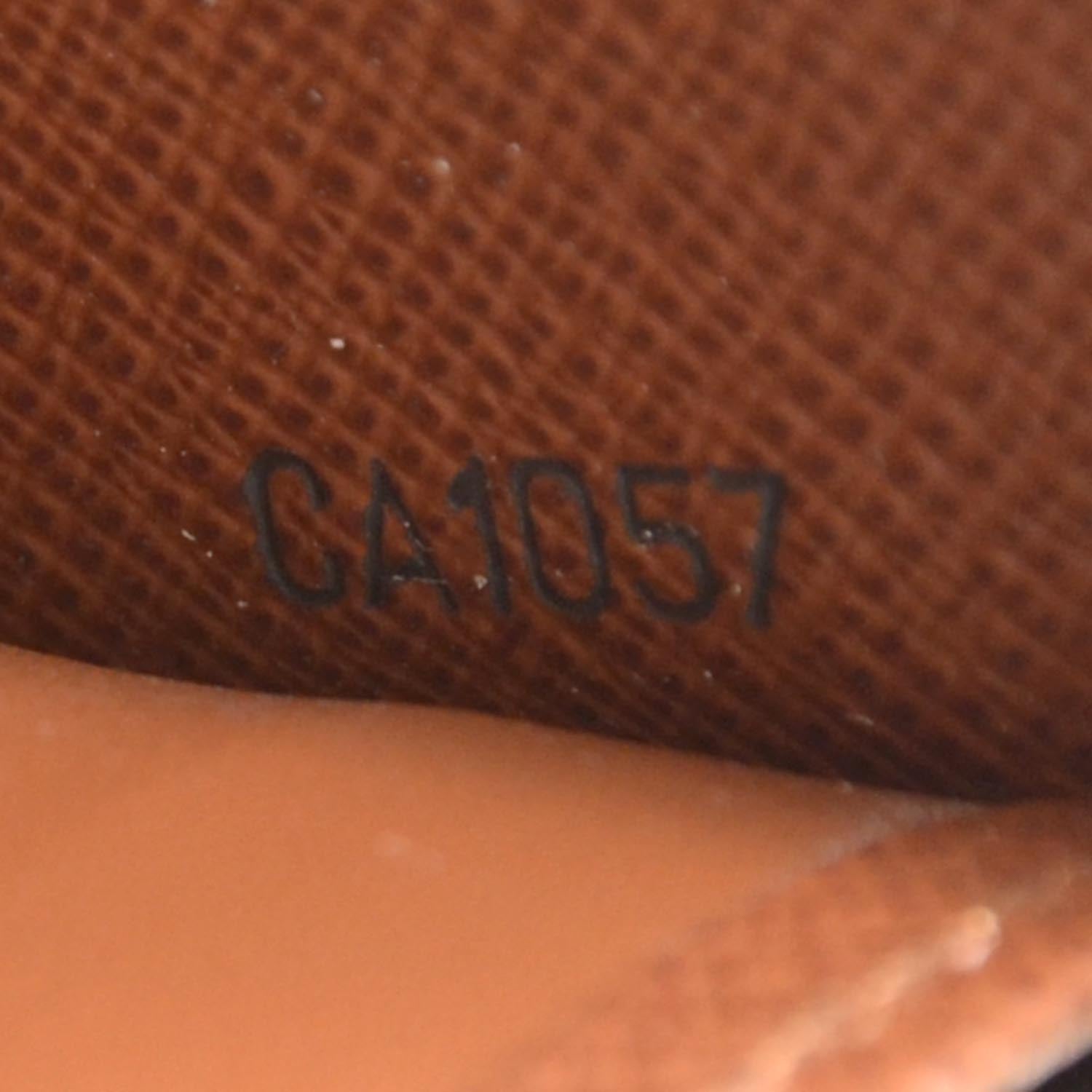 Louis Vuitton Monogram Zippy Wallet 6 of 7