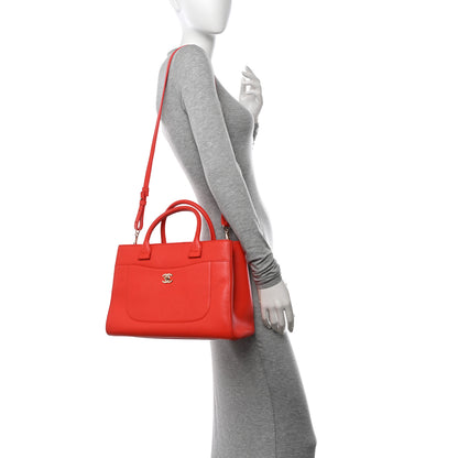 Chanel Grained Calfskin Small Neo Executive Shopper Tote Red 2 of 13