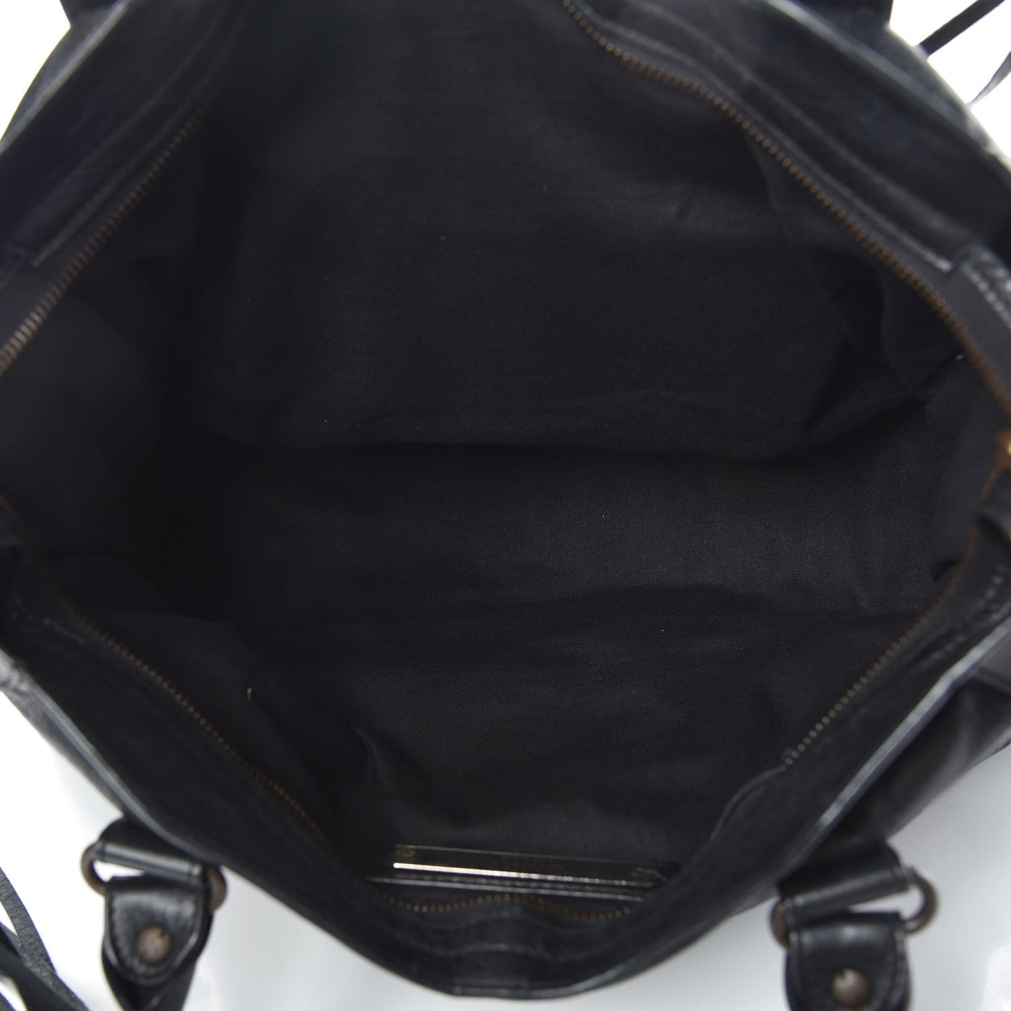 Agneau Classic Hardware City Black