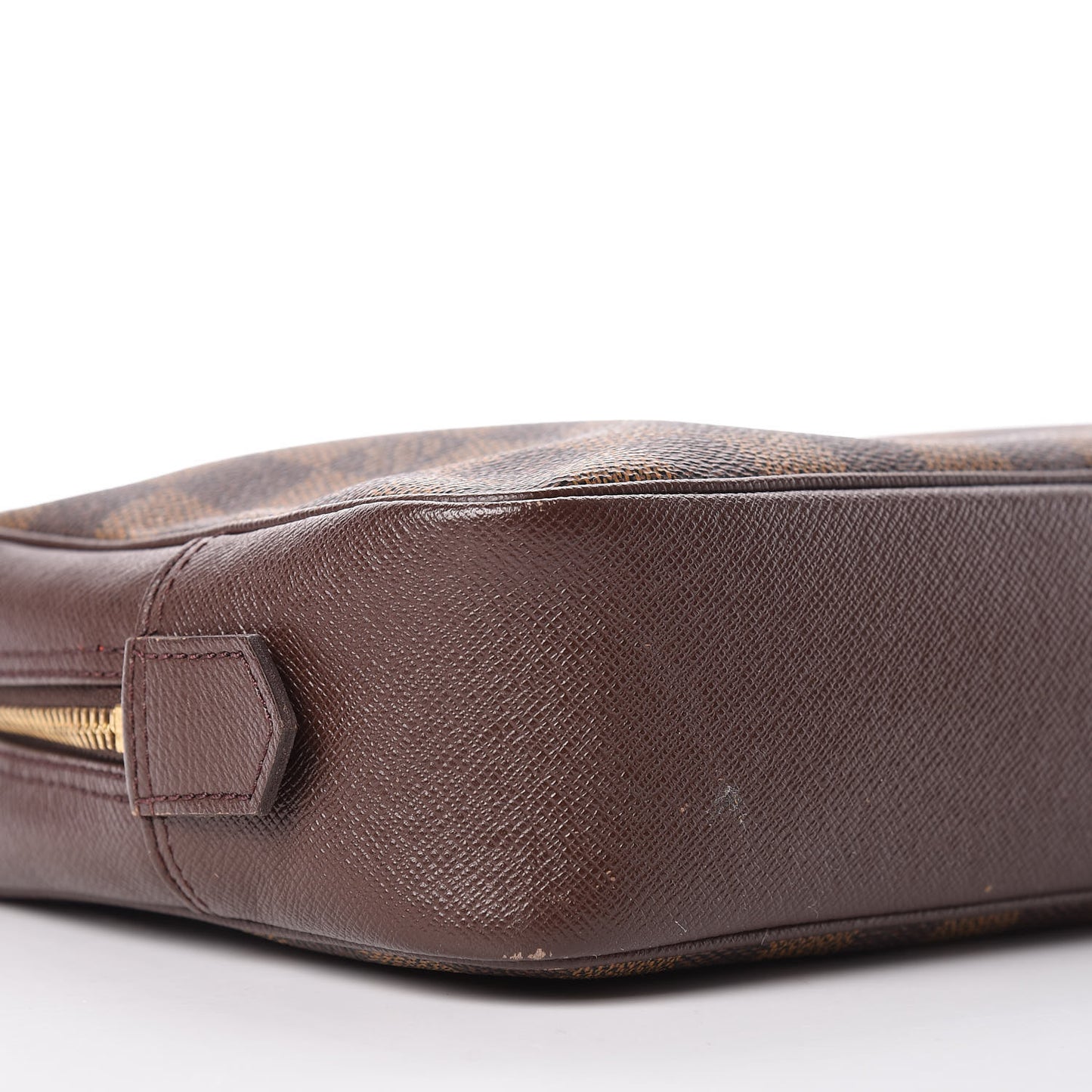 Damier Ebene Trousse Toilette 28